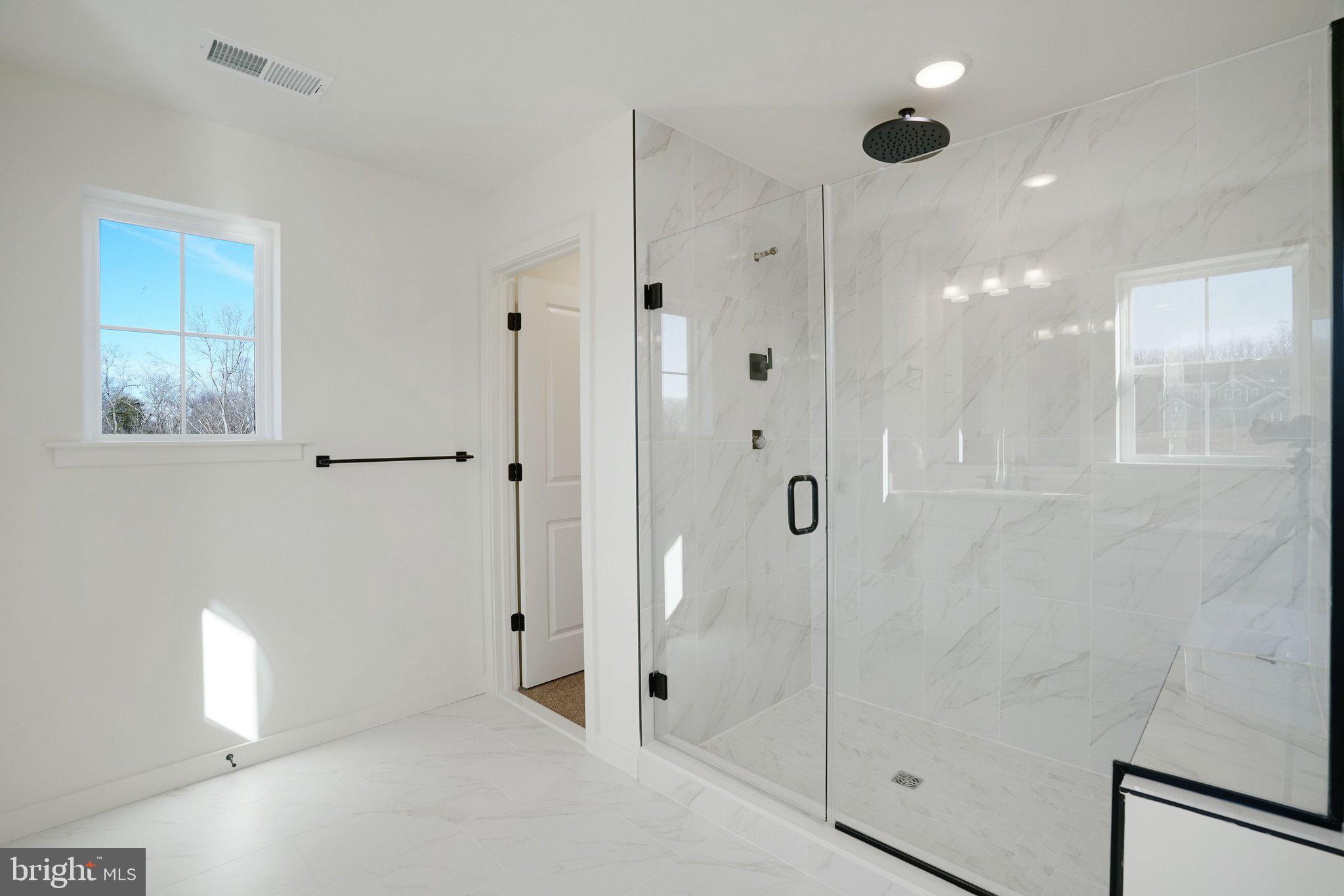 ST JAMES - Residential