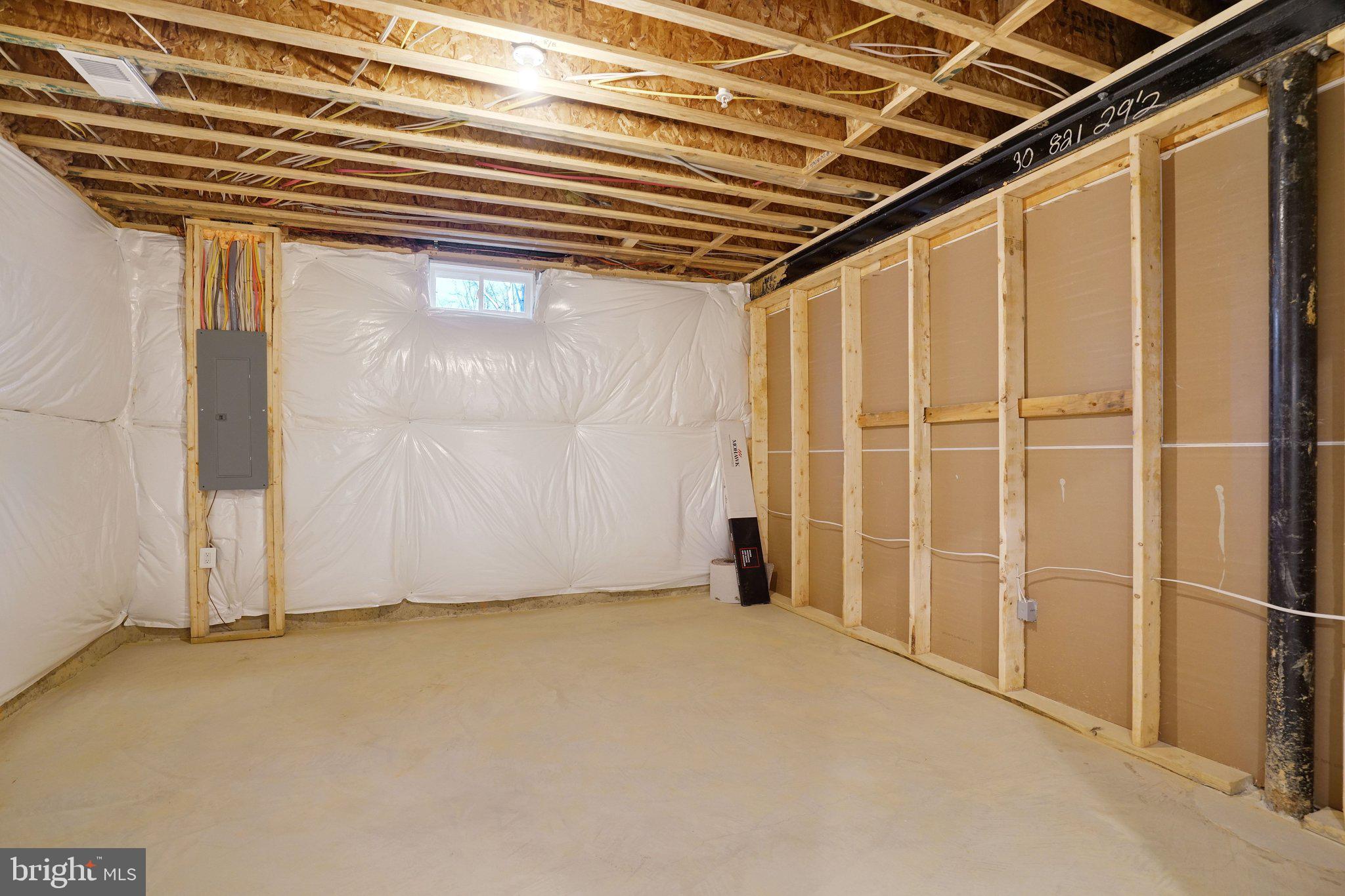 ST JAMES - Residential