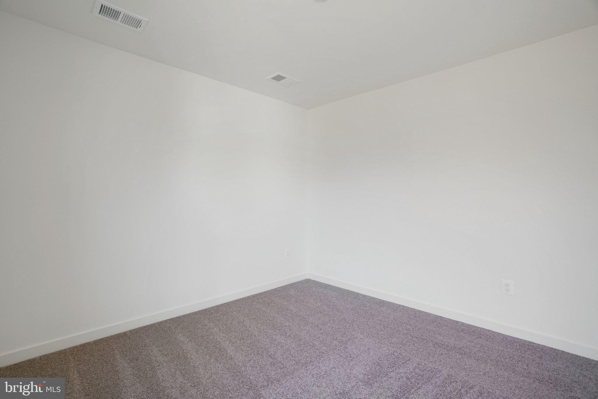 ST JAMES - Residential