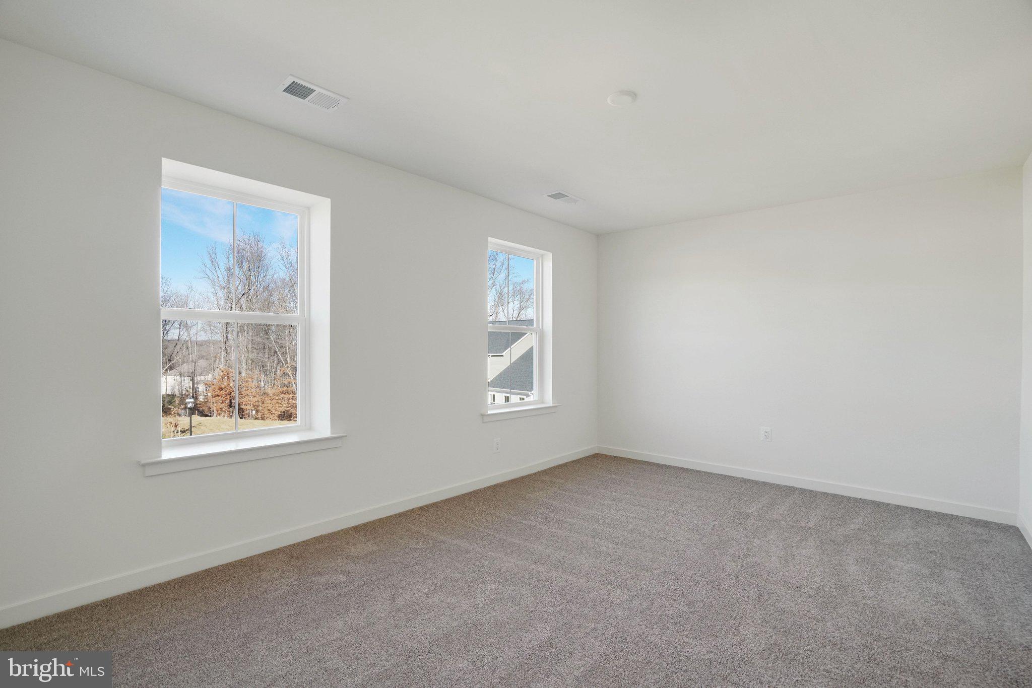 ST JAMES - Residential