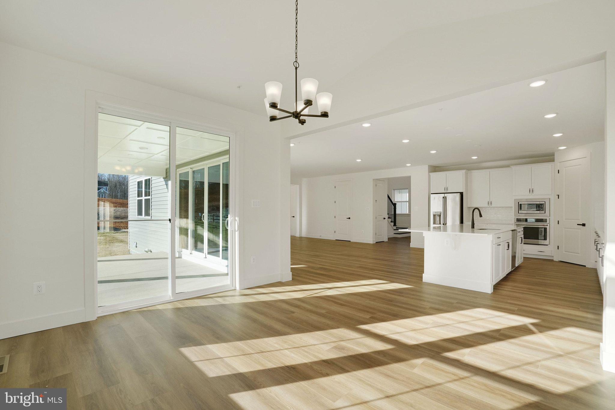 ST JAMES - Residential