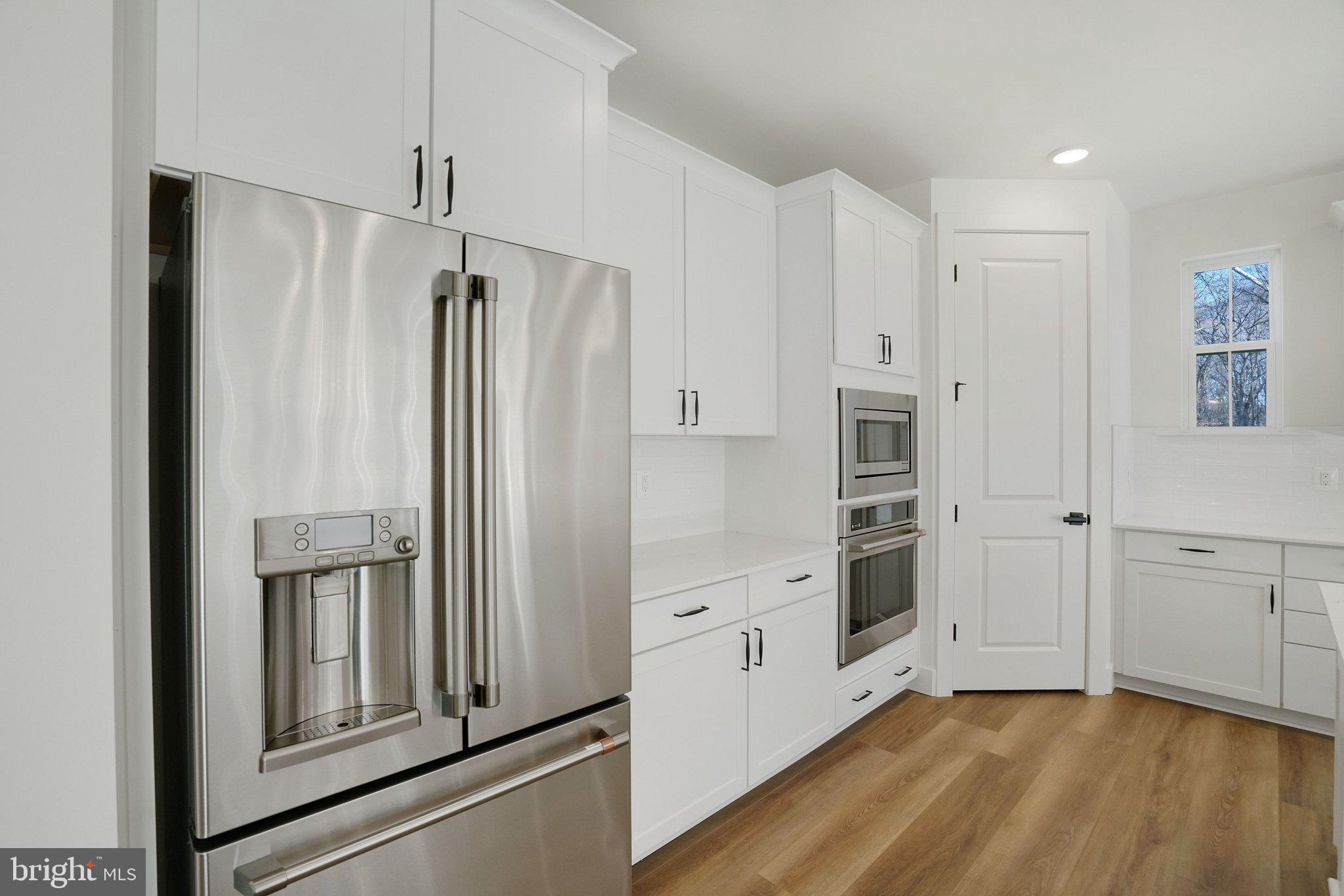 ST JAMES - Residential