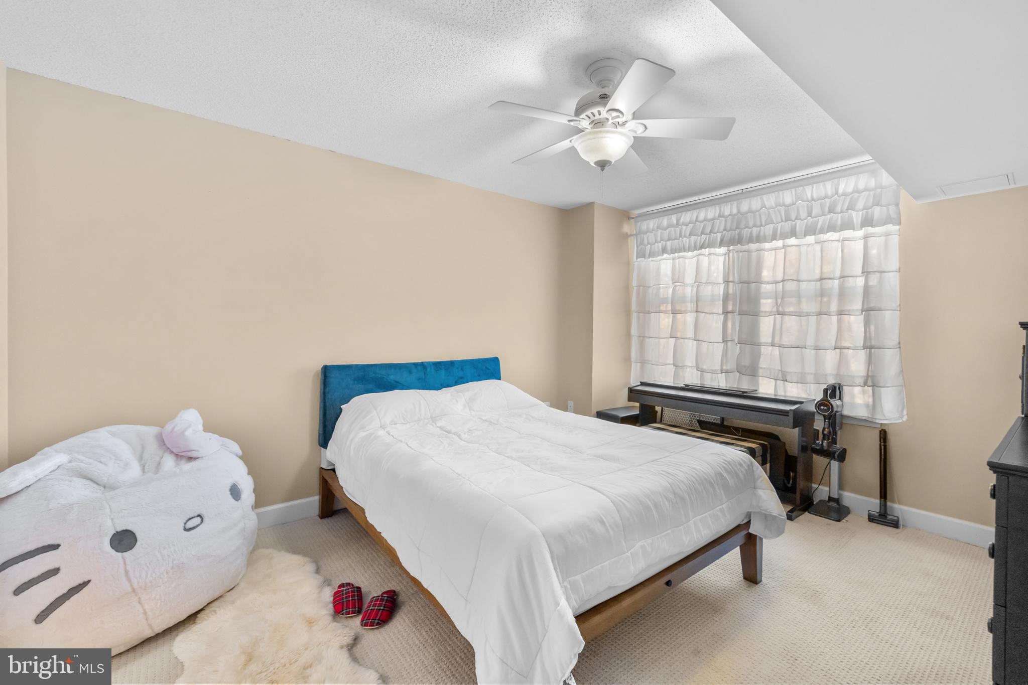 CARLTON HOUSE - Residential