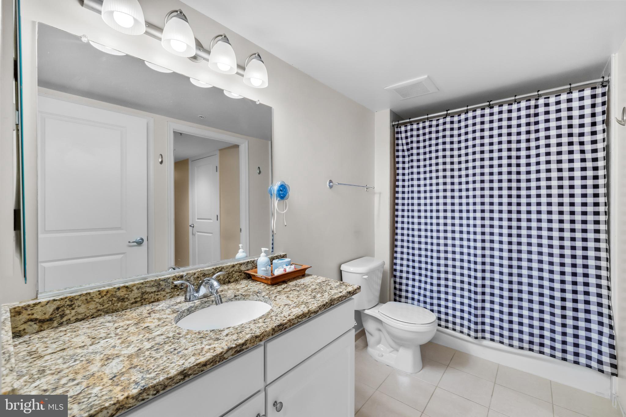 CARLTON HOUSE - Residential