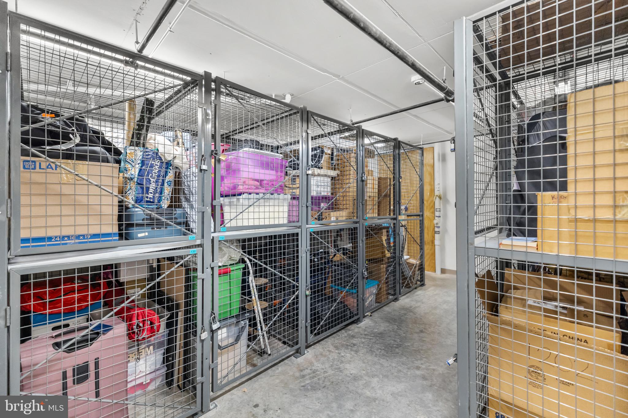 CARLTON HOUSE - Residential