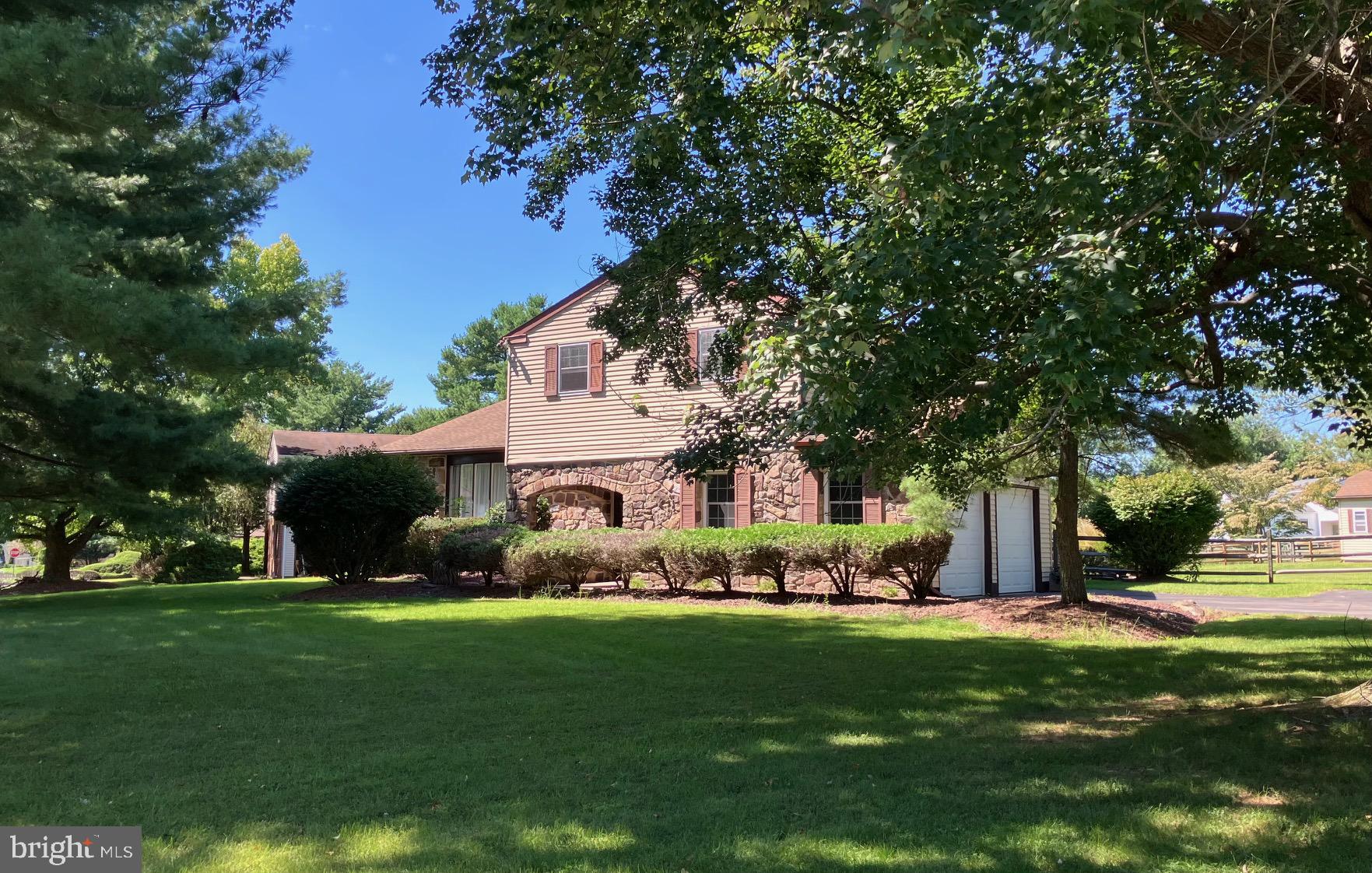 7 CARMELITA DRIVE