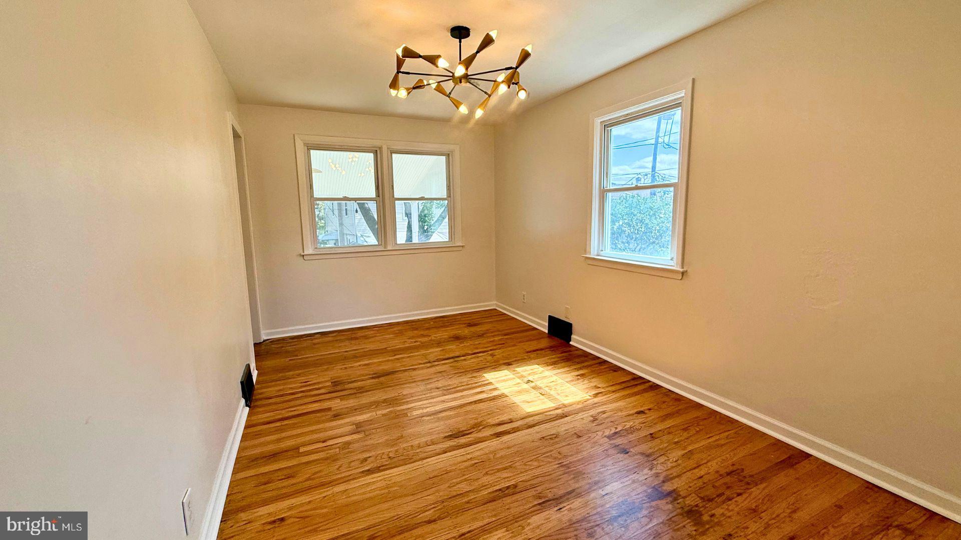 RIDLEY PARK - Residential Lease