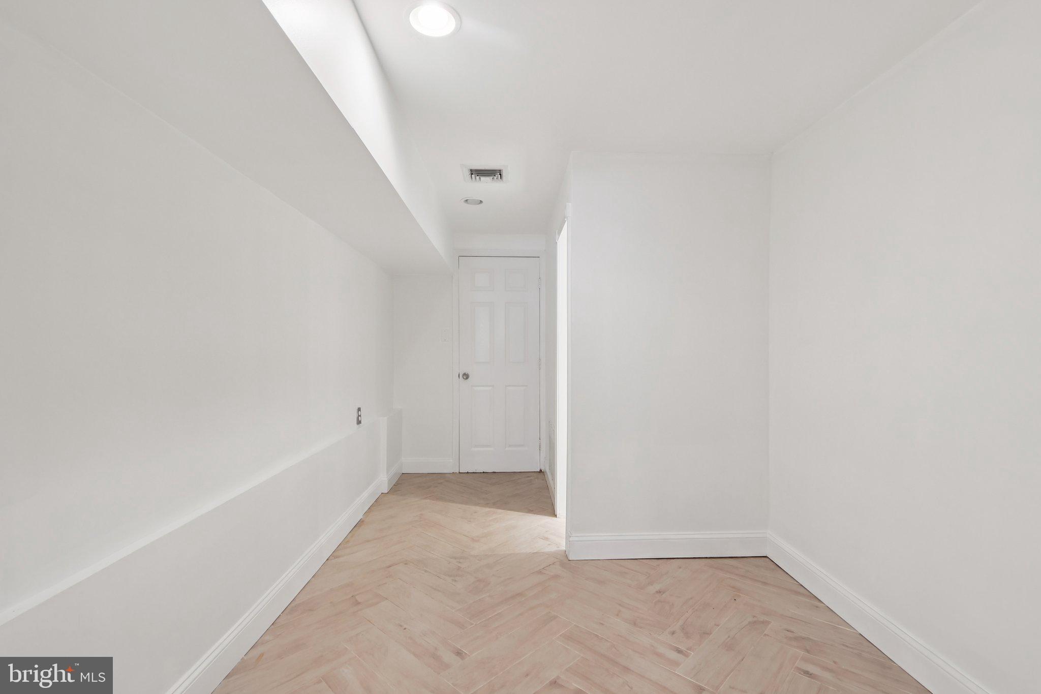 GRADUATE HOSPITAL - Residential