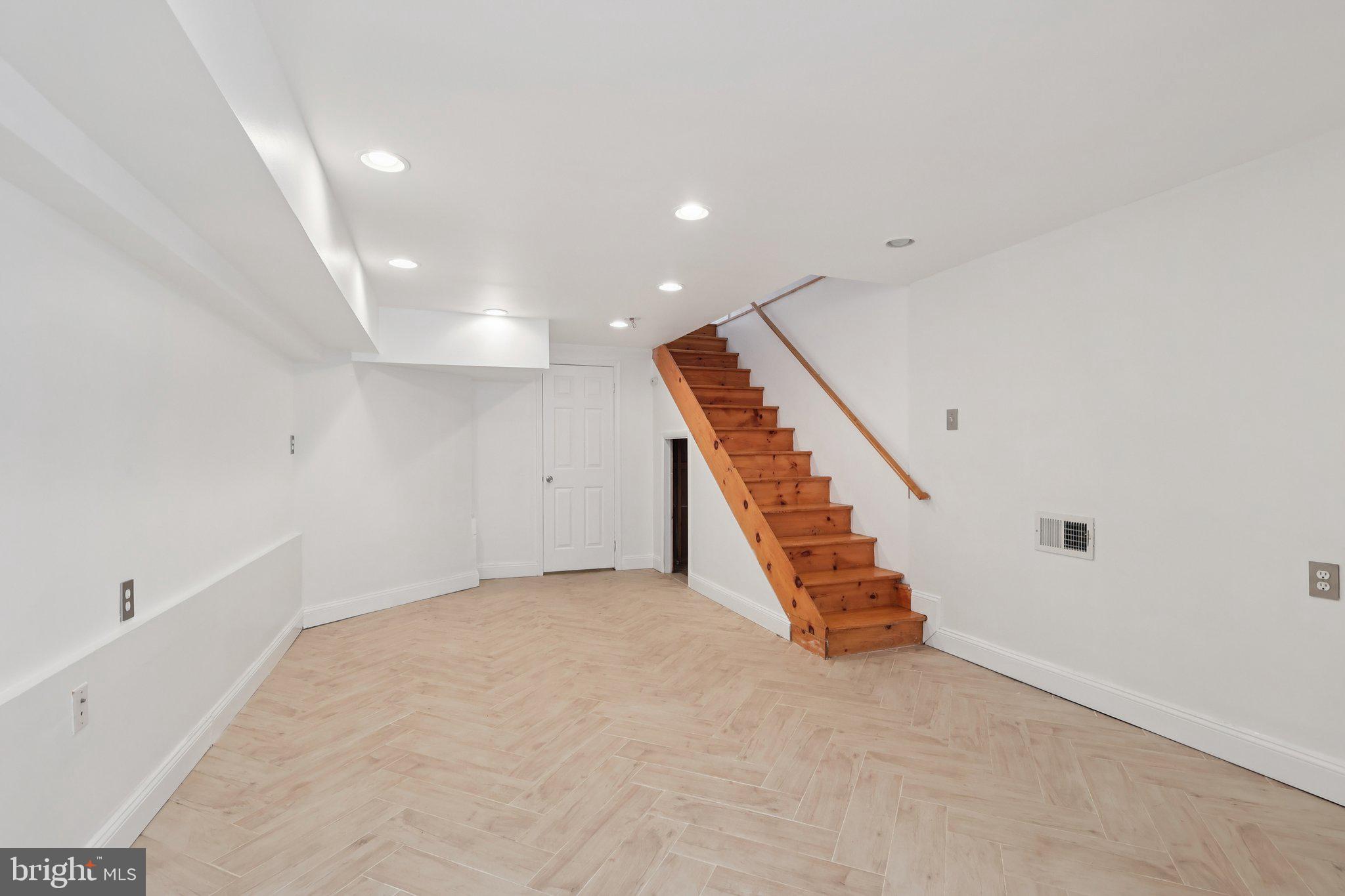 GRADUATE HOSPITAL - Residential