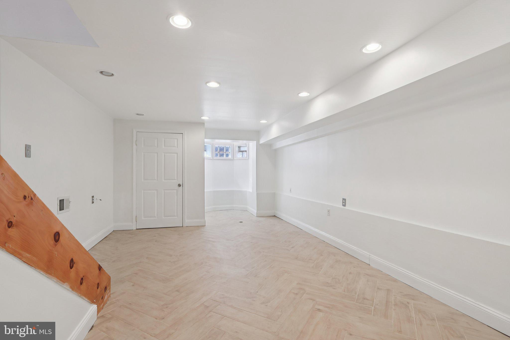 GRADUATE HOSPITAL - Residential