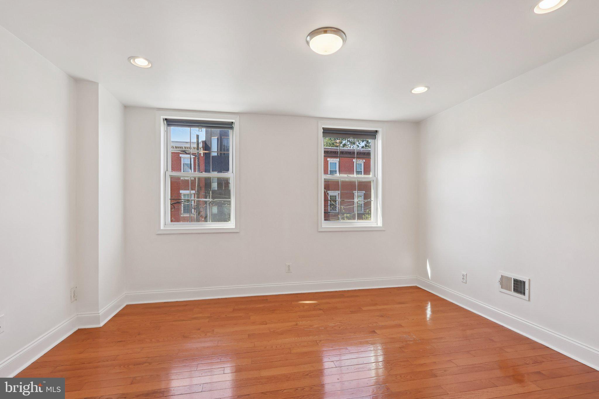 GRADUATE HOSPITAL - Residential