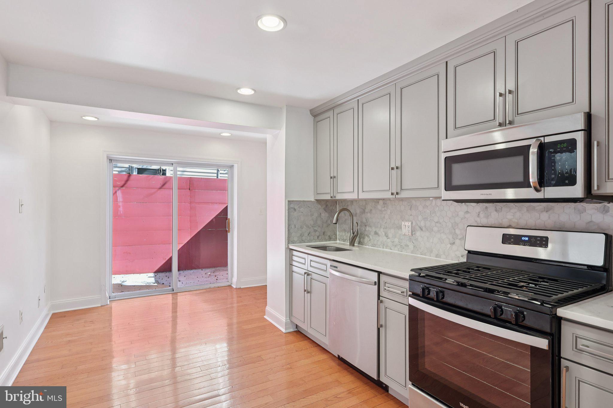 GRADUATE HOSPITAL - Residential