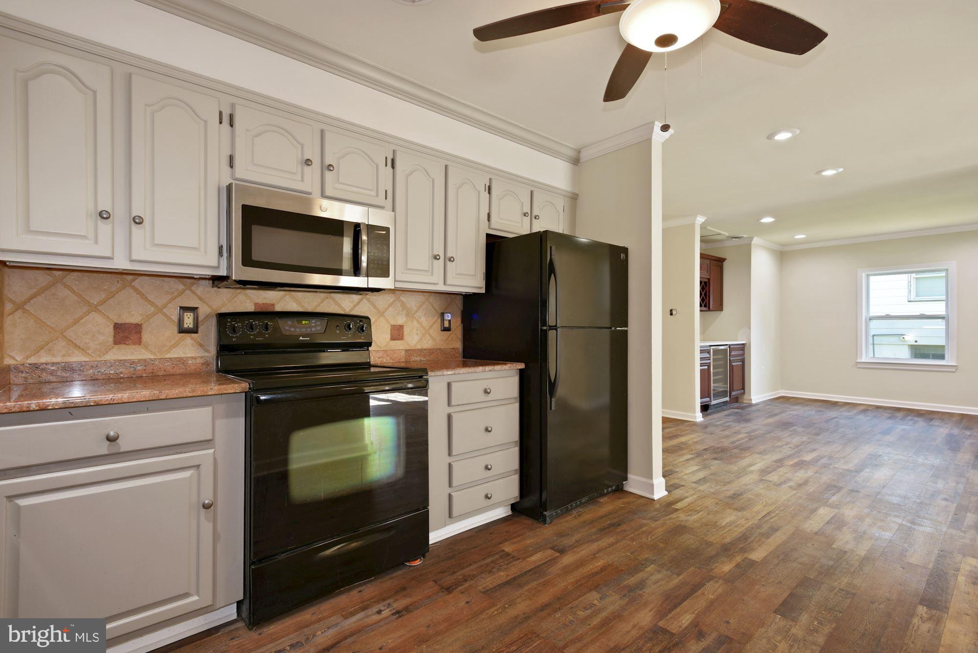 STERLING  PARK - Residential Lease