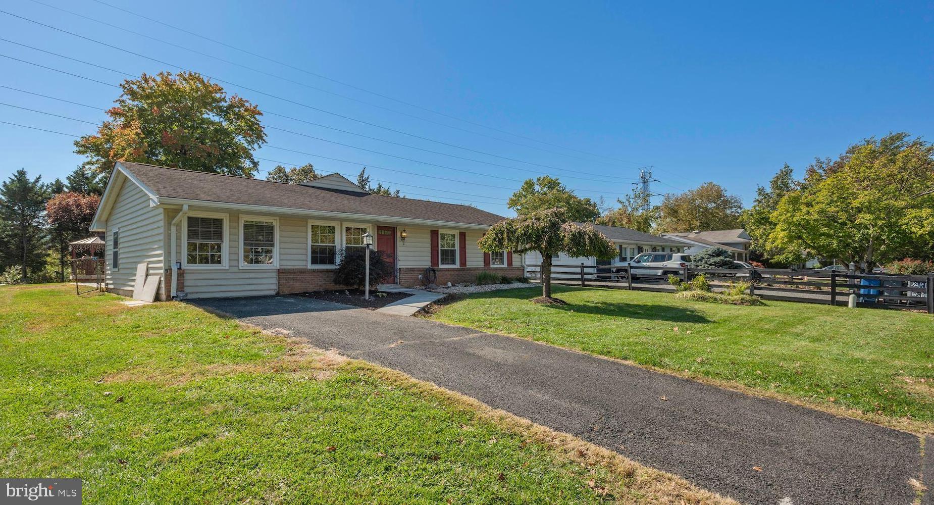 STERLING  PARK - Residential Lease