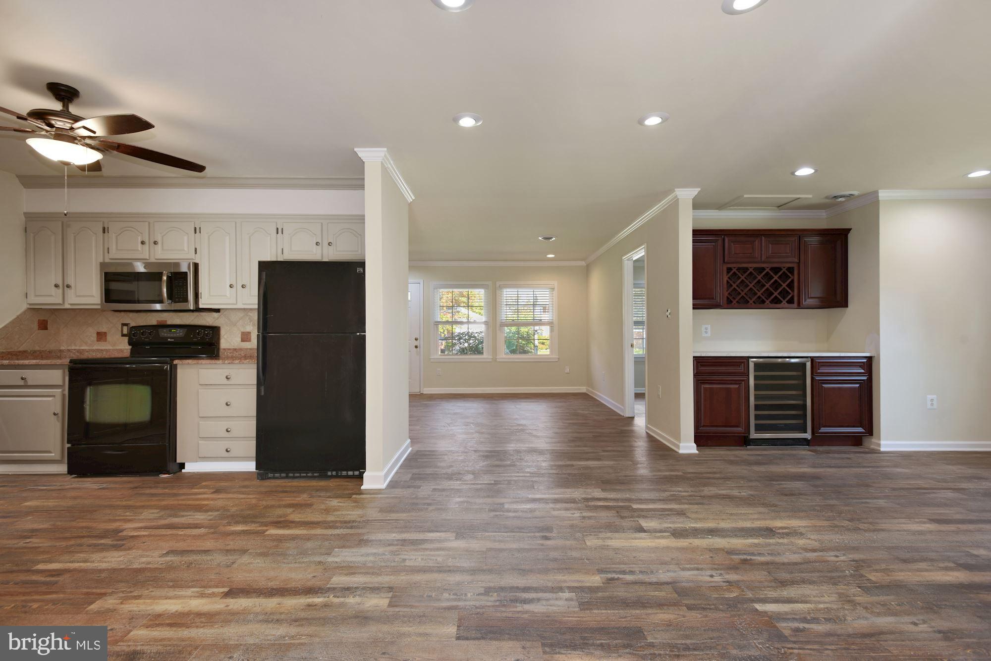 STERLING  PARK - Residential Lease