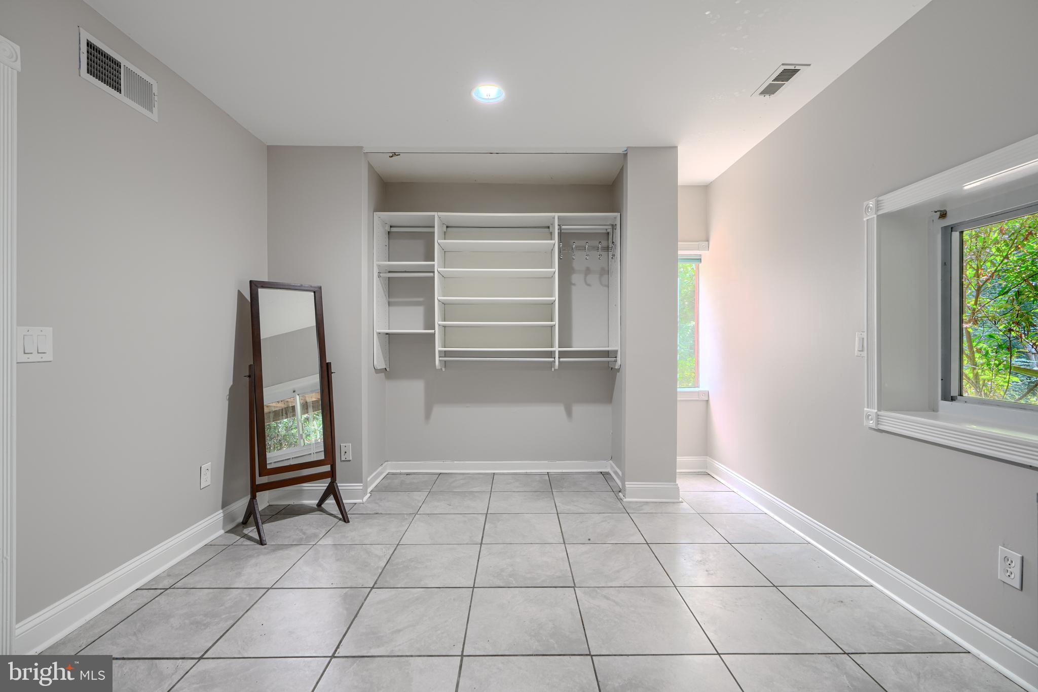 TUFTON FARMS - Residential