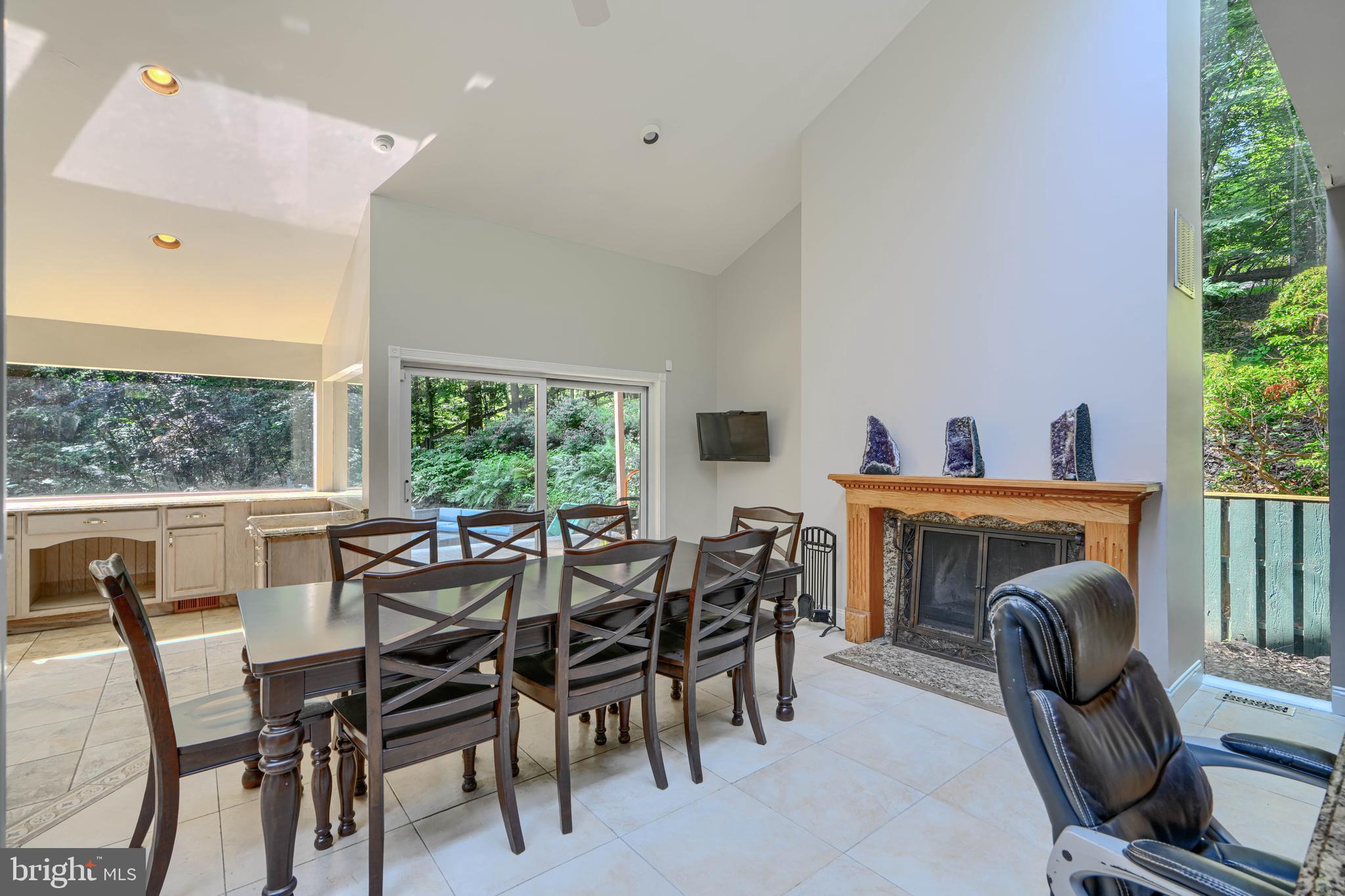 TUFTON FARMS - Residential