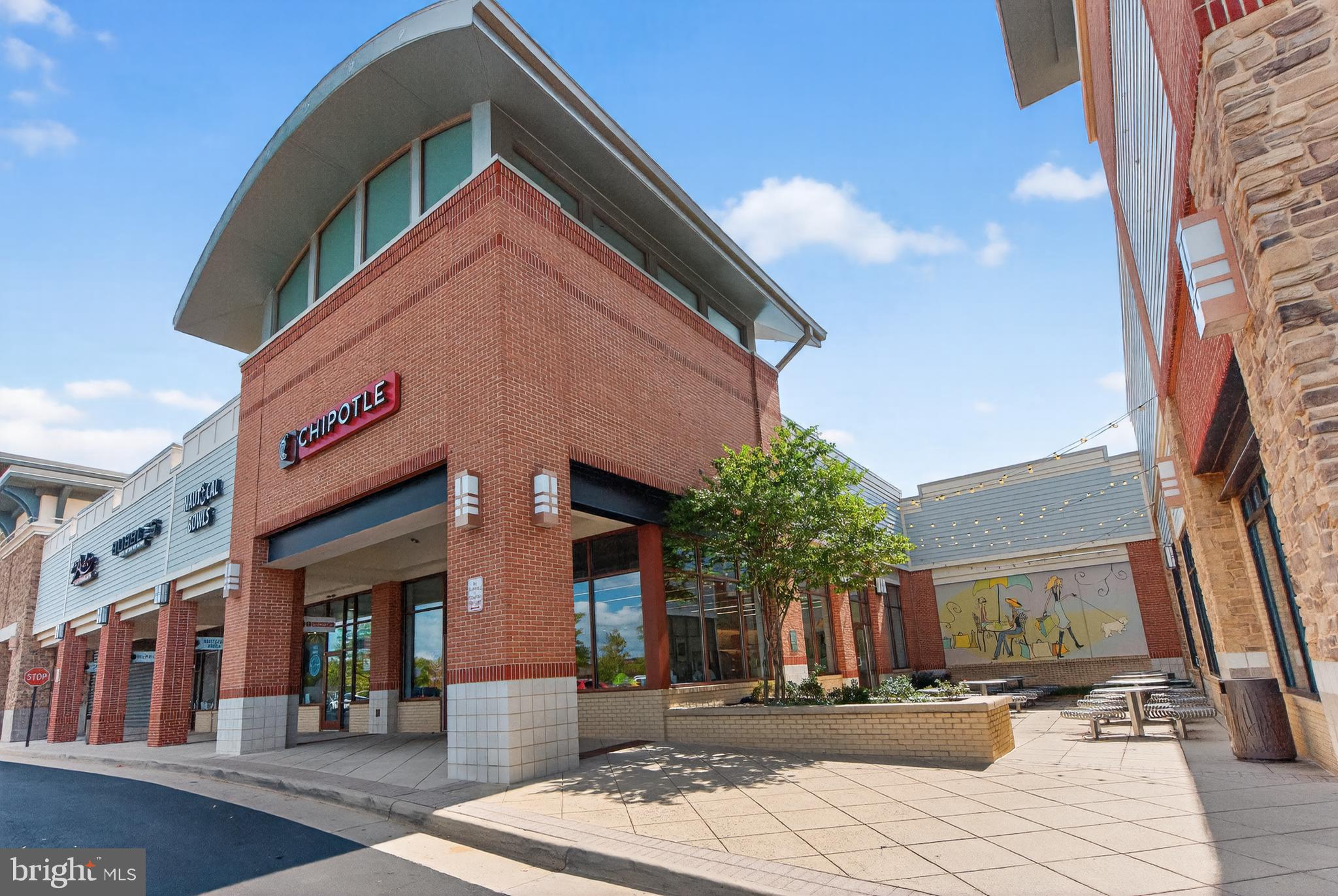 TRAILSIDE - Residential