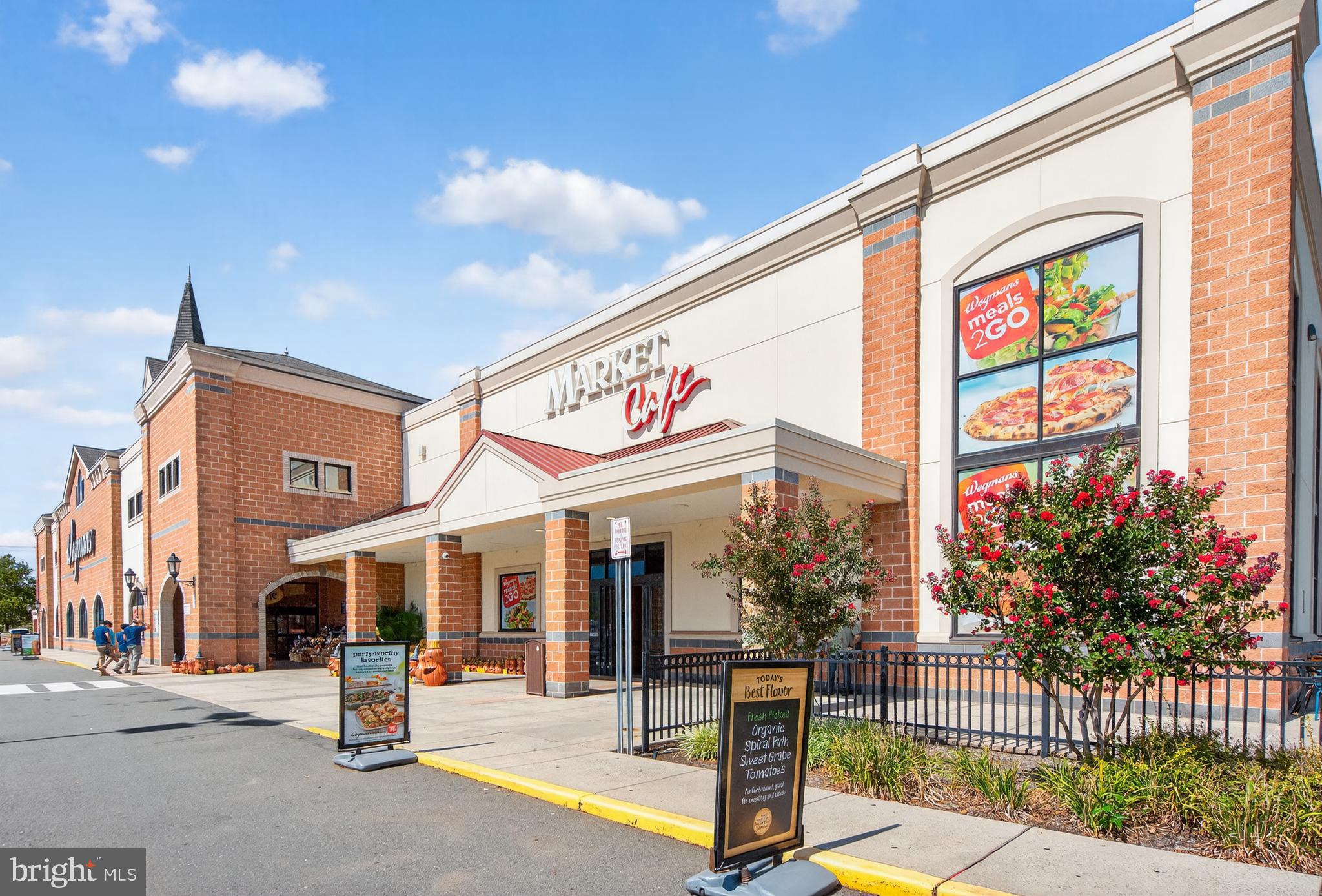 TRAILSIDE - Residential