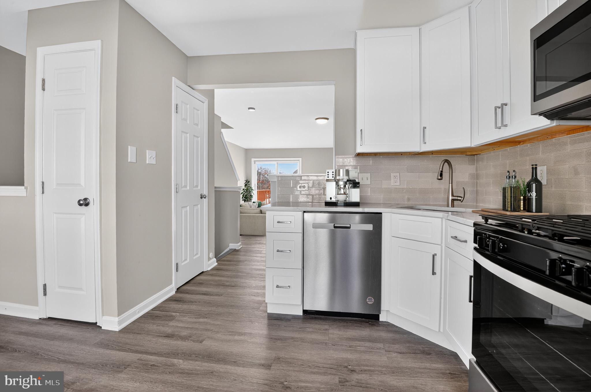 TRAILSIDE - Residential