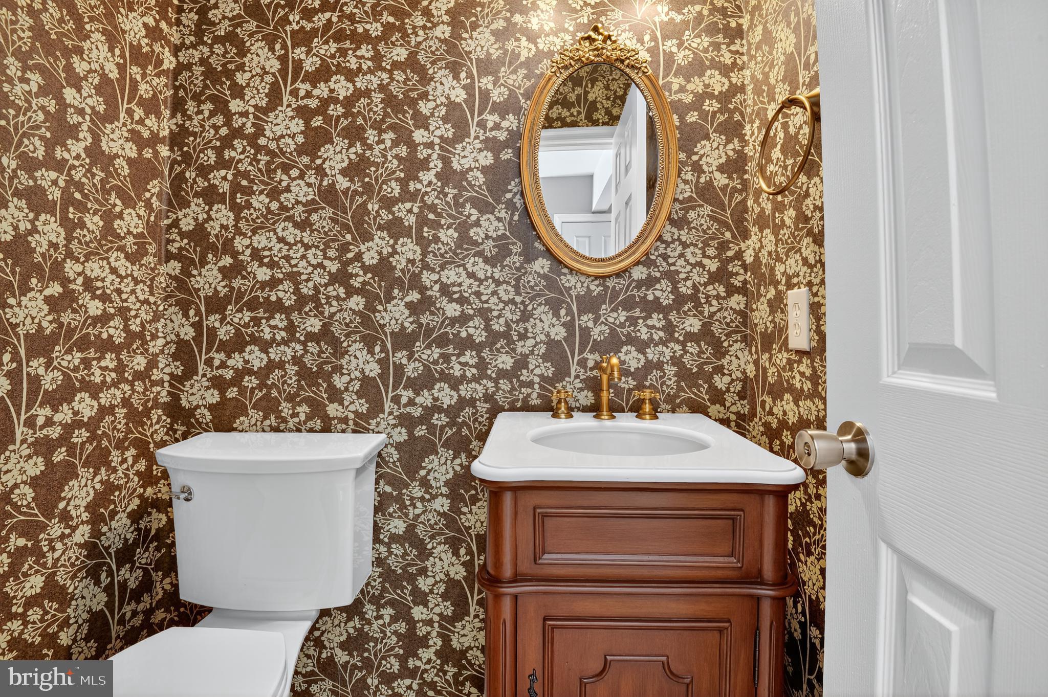 TRAILSIDE - Residential