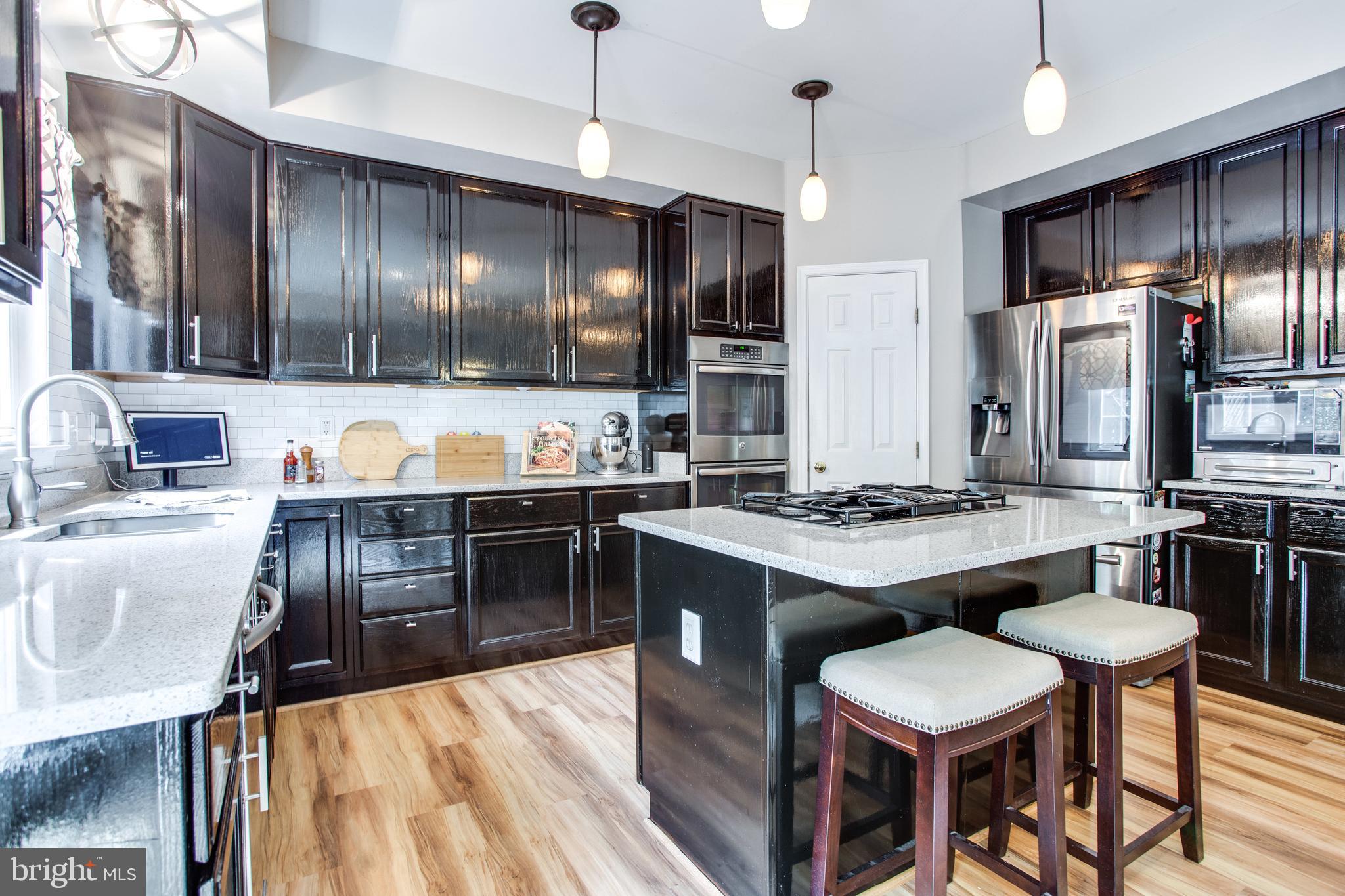 HUNTERS RUN - Residential