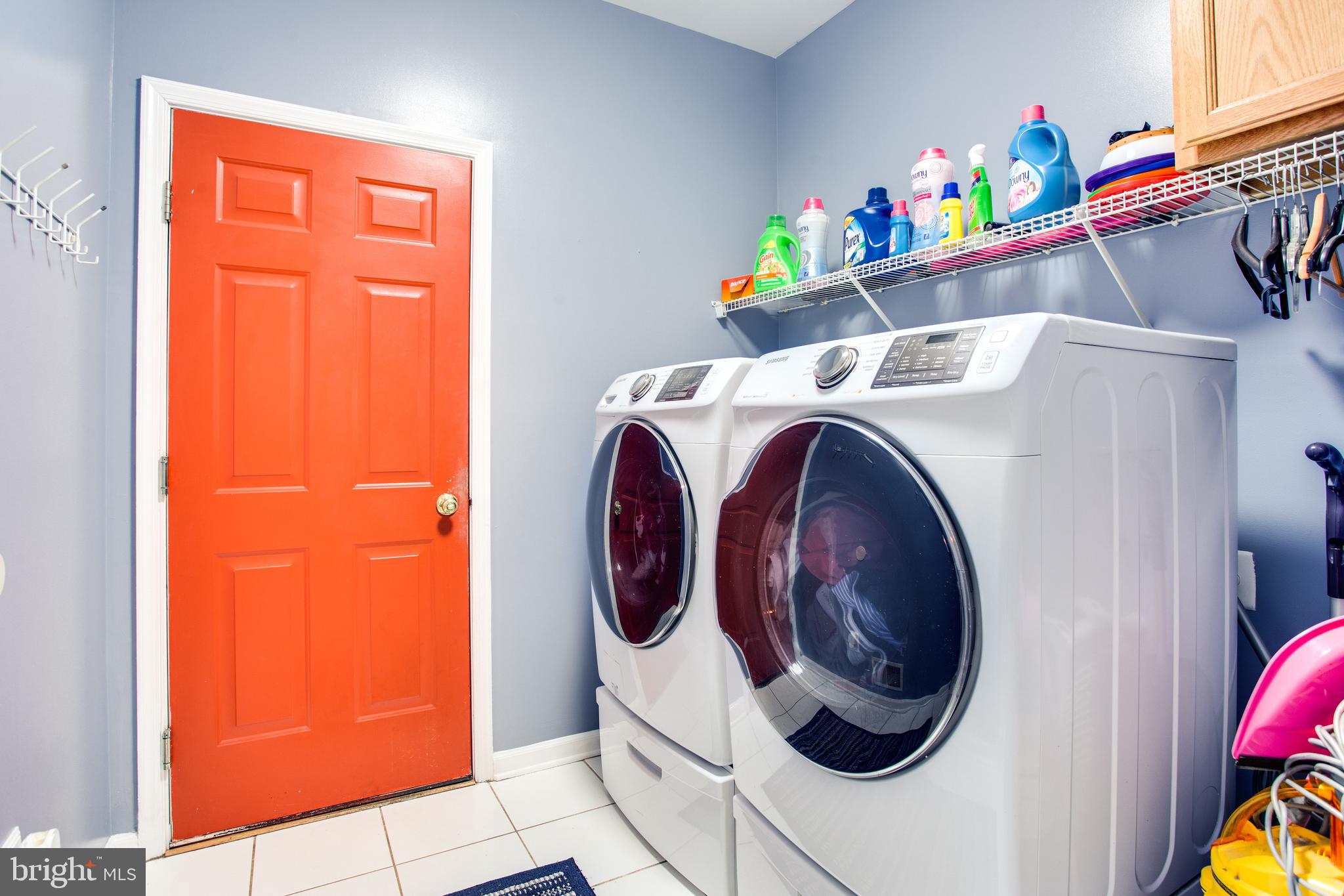 HUNTERS RUN - Residential