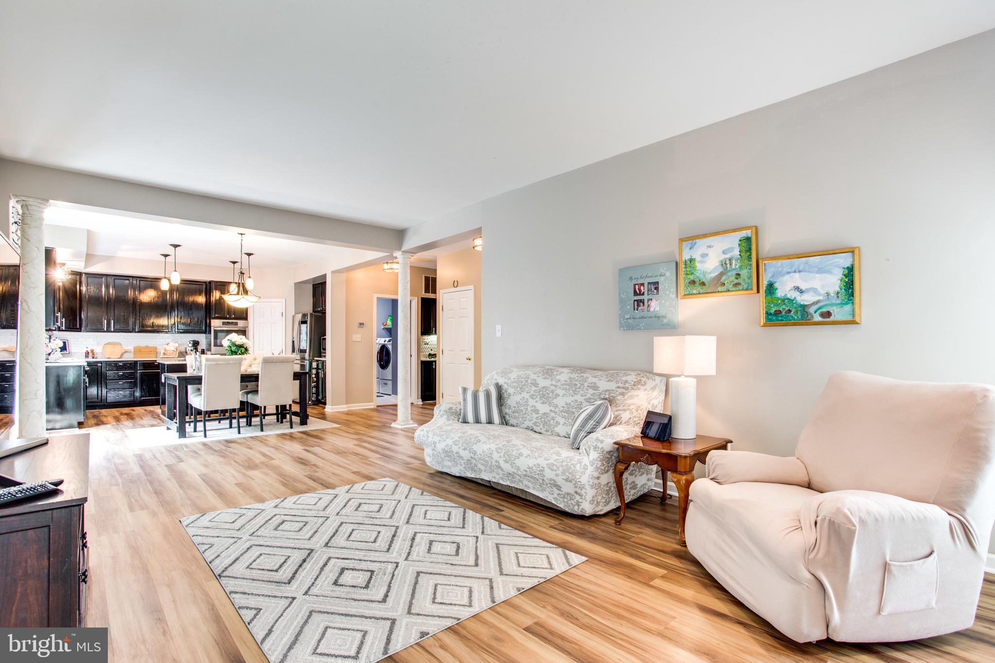 HUNTERS RUN - Residential