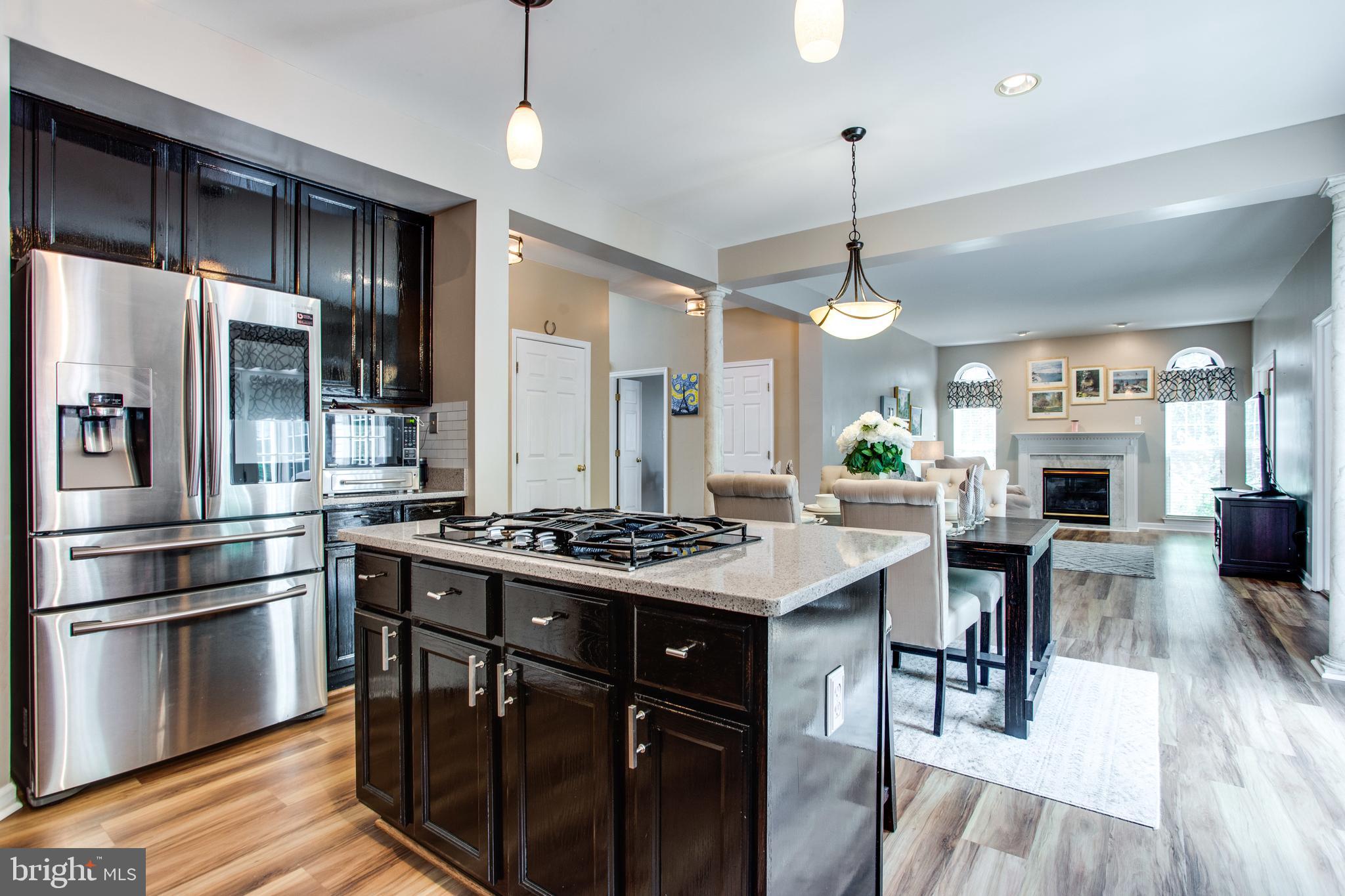 HUNTERS RUN - Residential