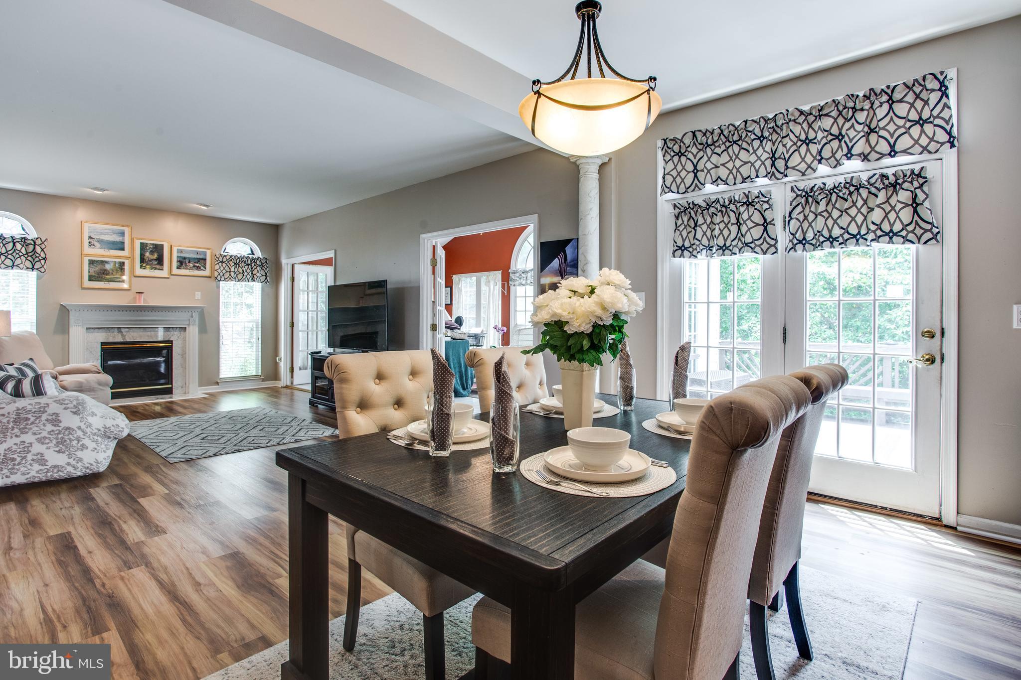 HUNTERS RUN - Residential