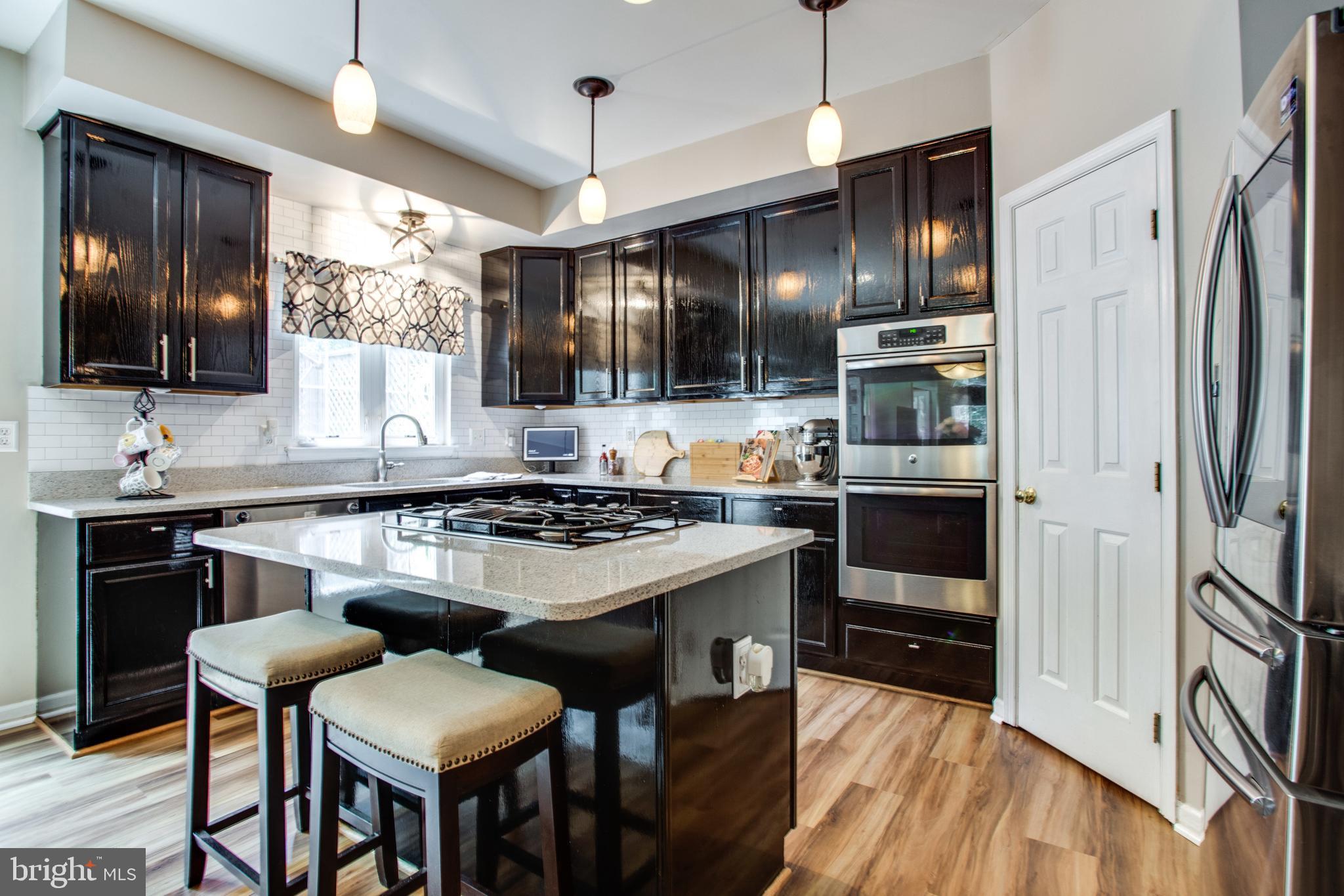 HUNTERS RUN - Residential