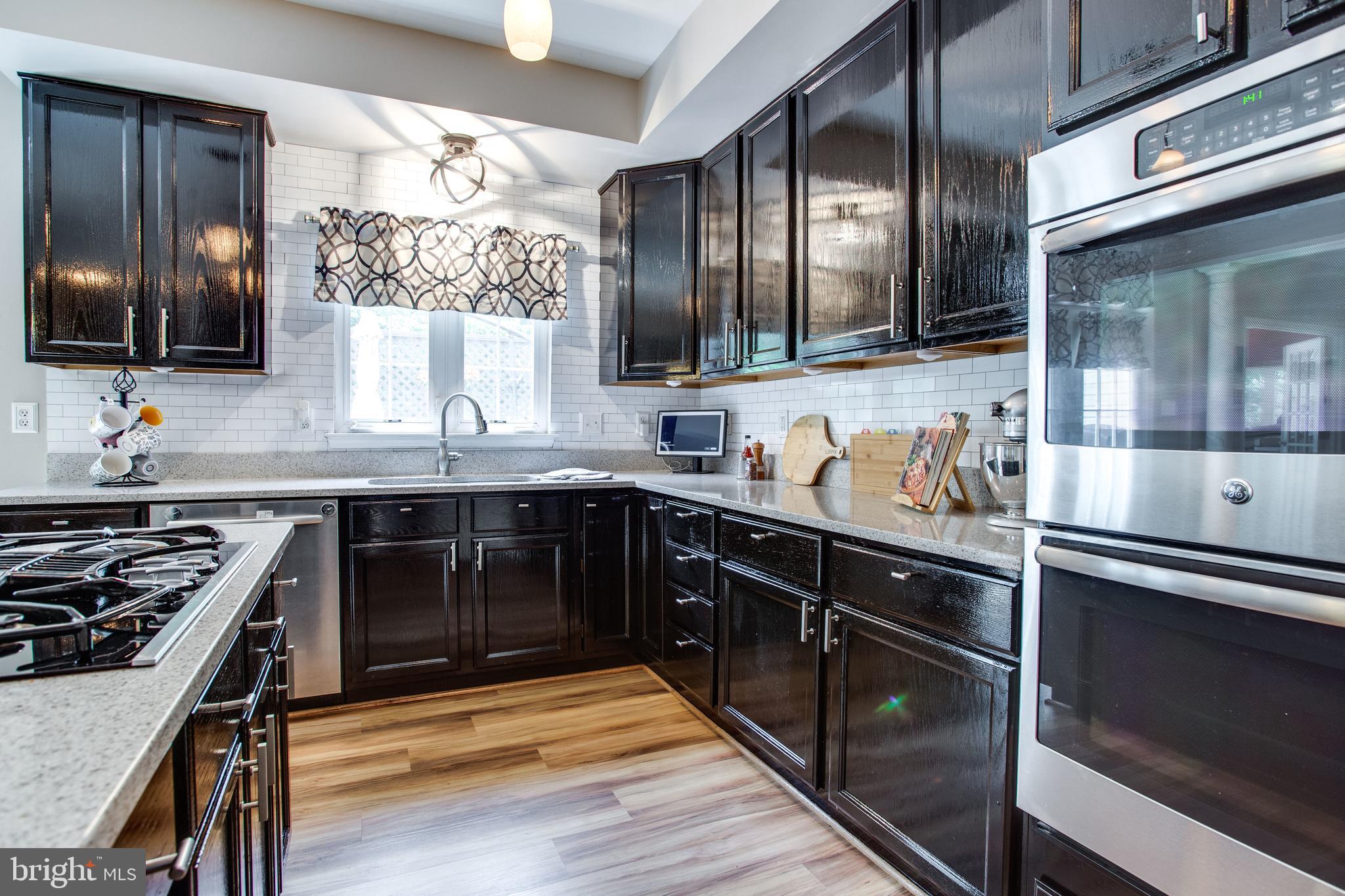 HUNTERS RUN - Residential