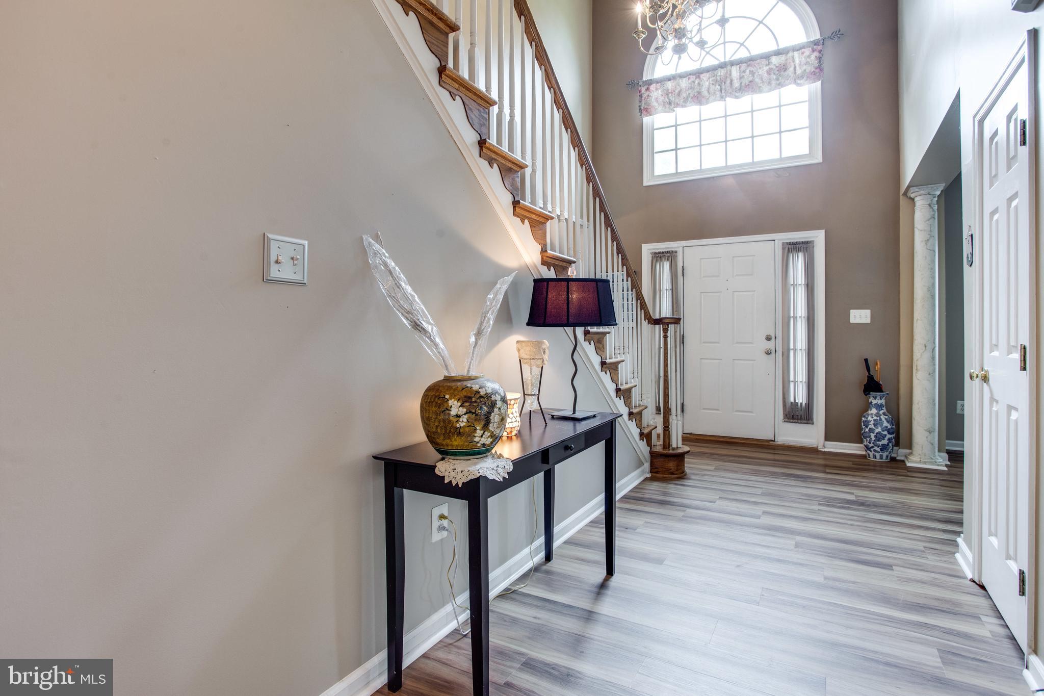 HUNTERS RUN - Residential