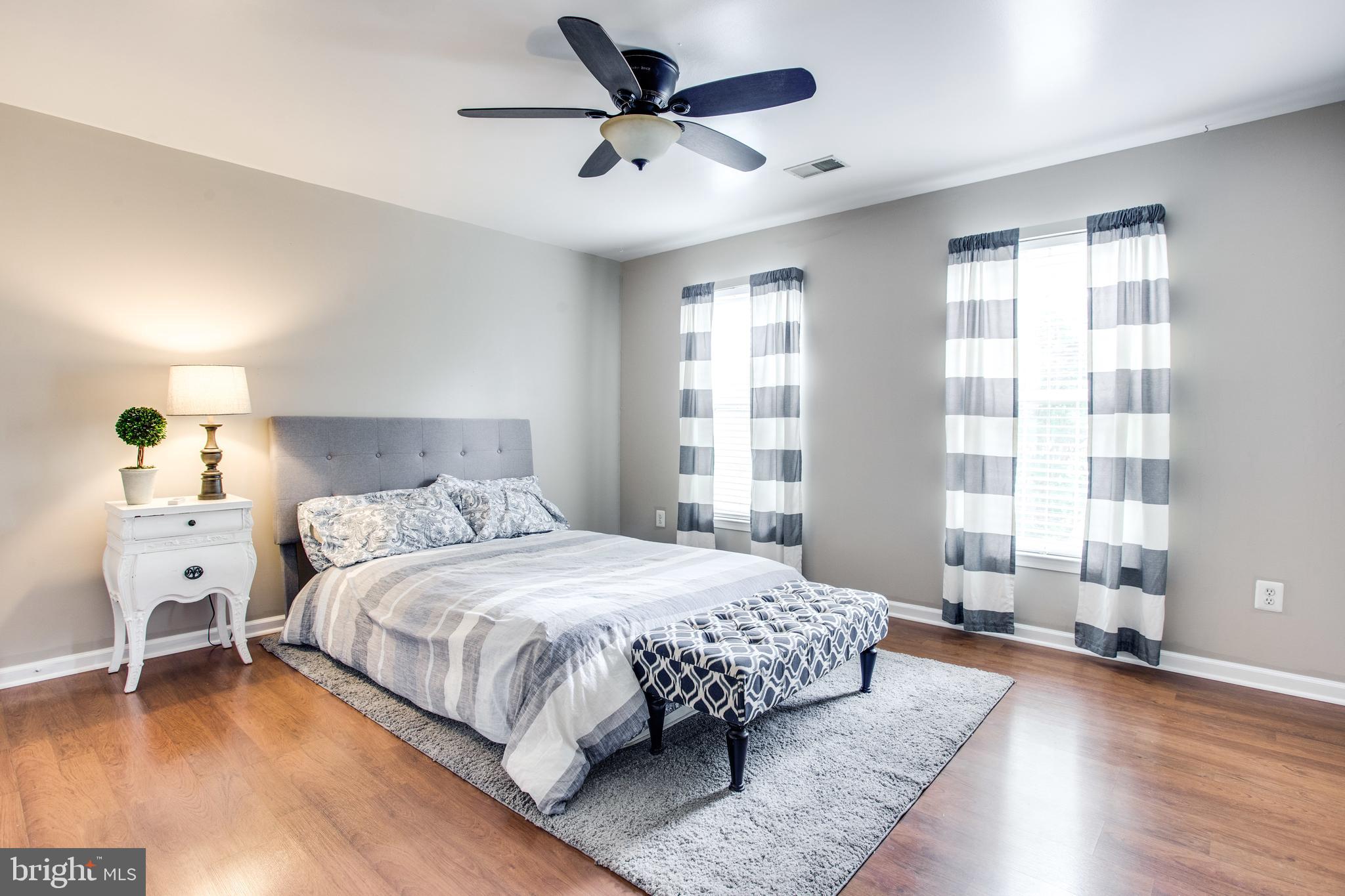 HUNTERS RUN - Residential