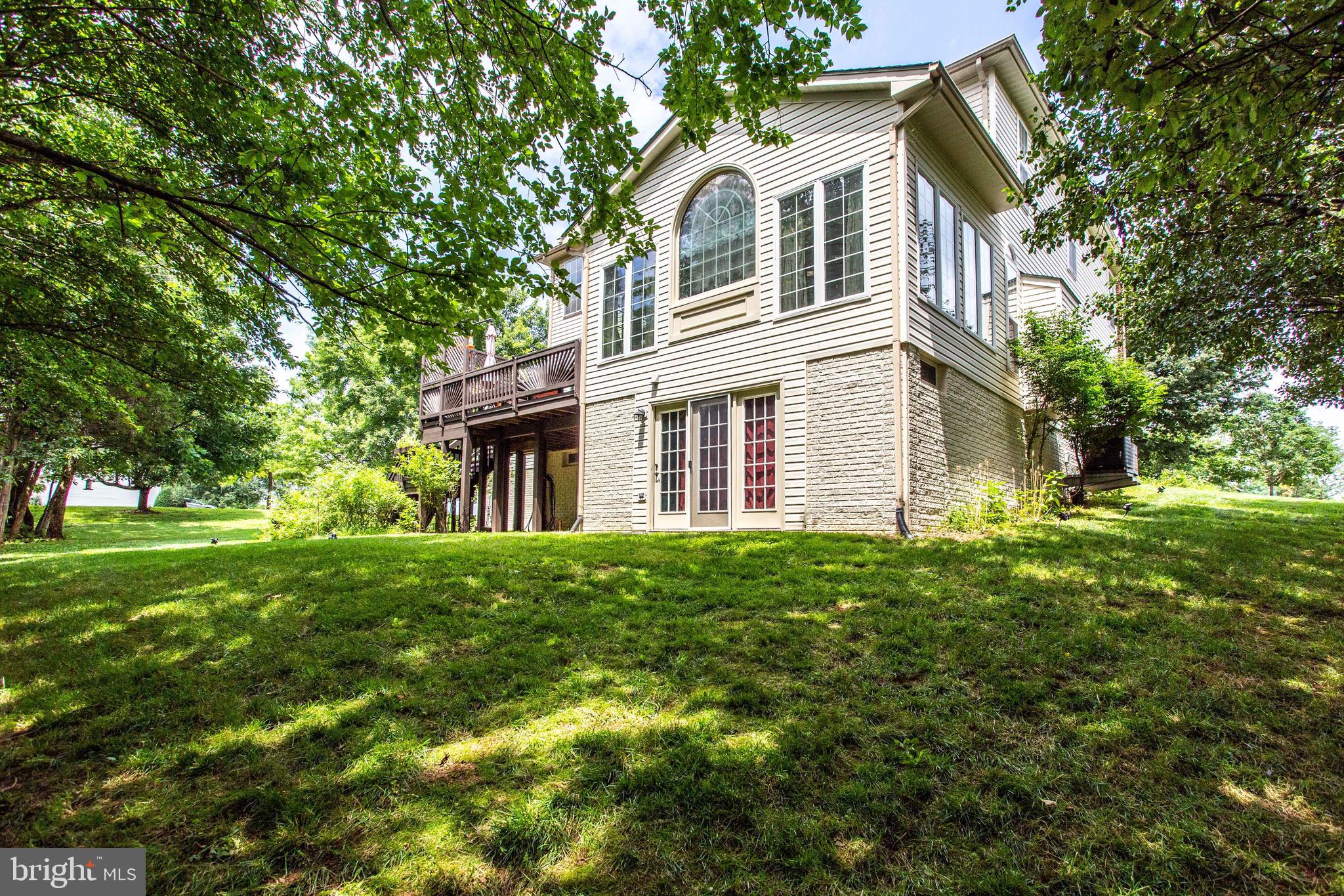 HUNTERS RUN - Residential