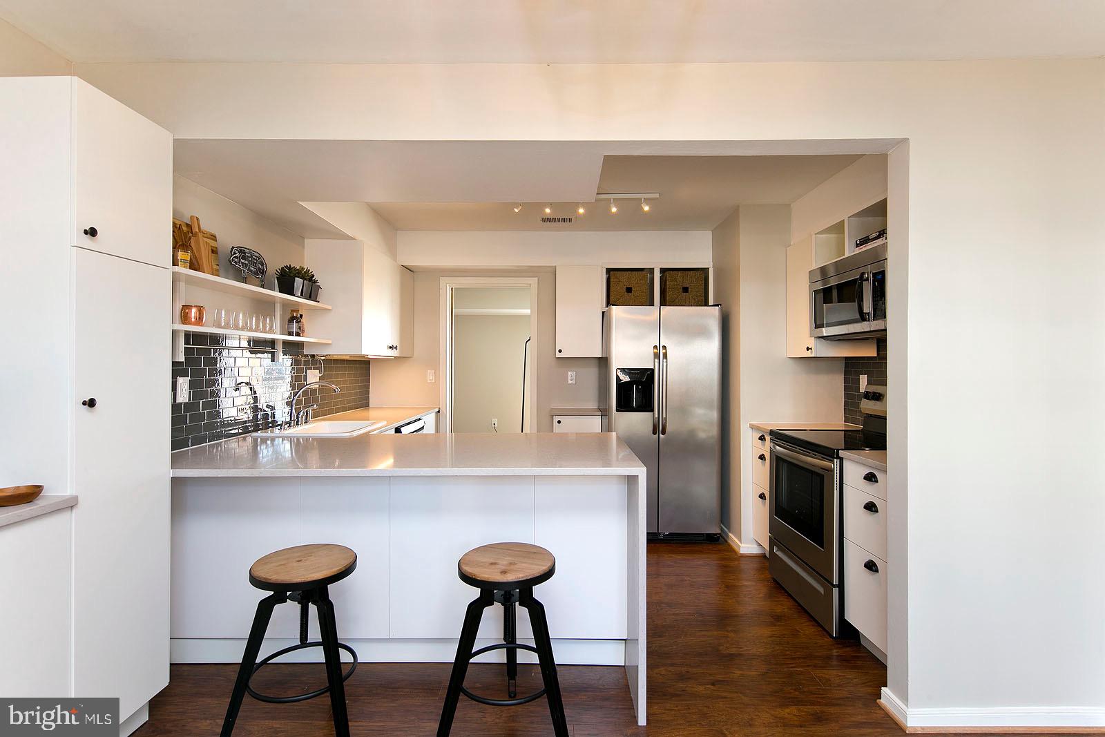 LEEDS SQUARE - Residential