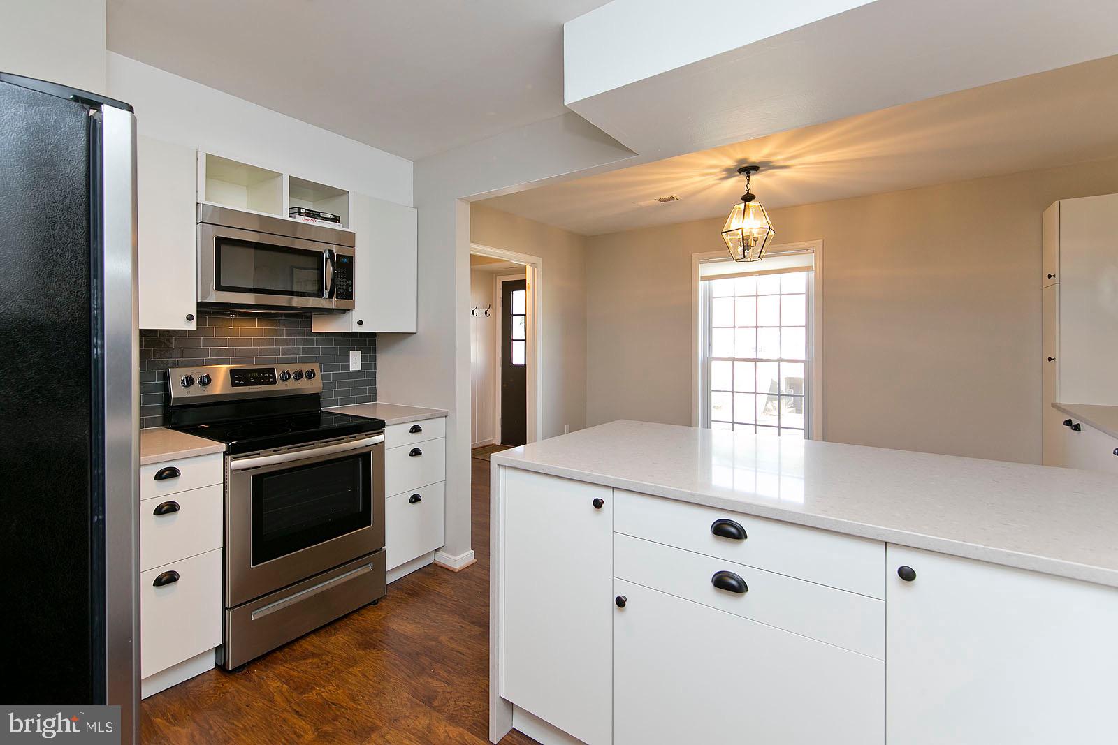 LEEDS SQUARE - Residential