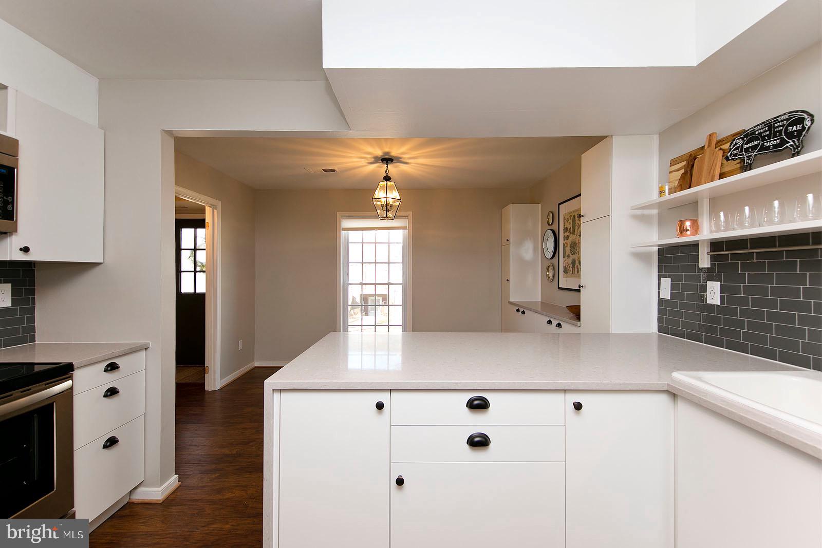 LEEDS SQUARE - Residential