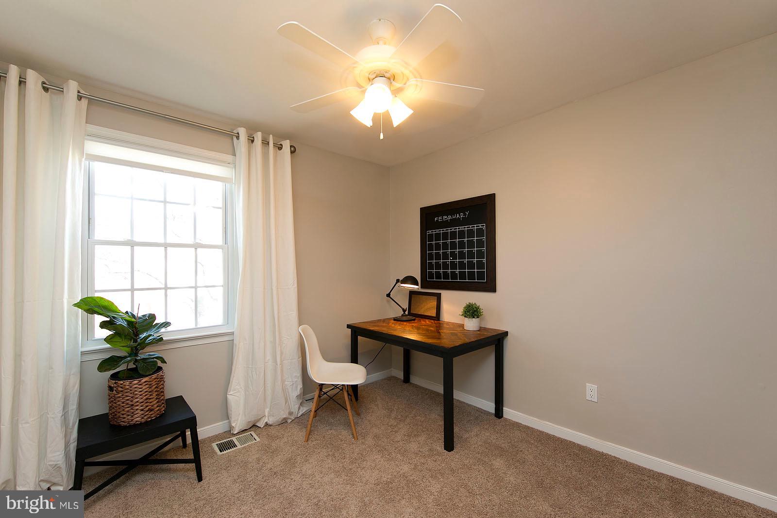 LEEDS SQUARE - Residential