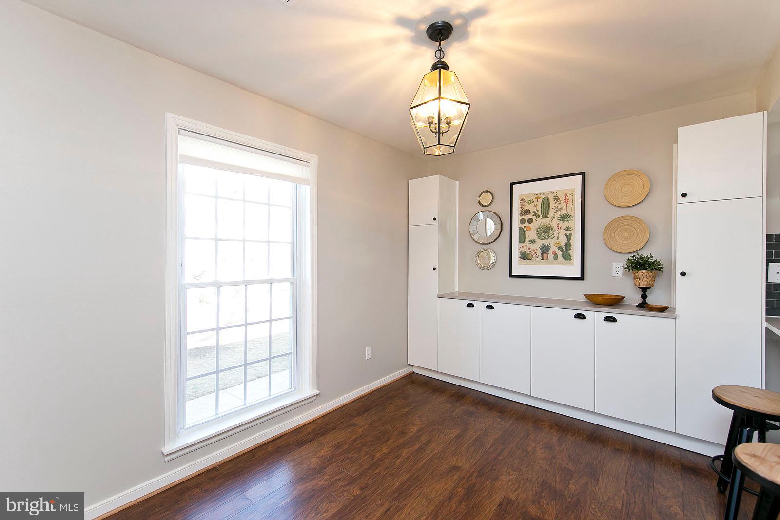 LEEDS SQUARE - Residential