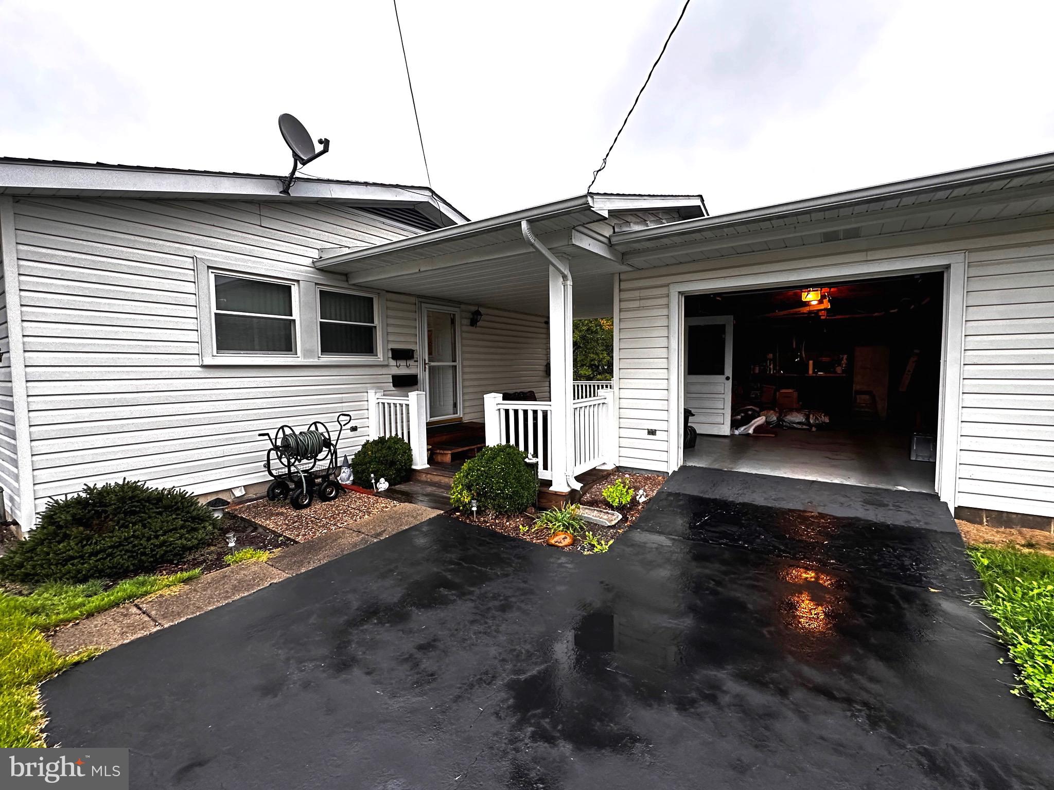 HAWTHORN HEIGHTS - Residential