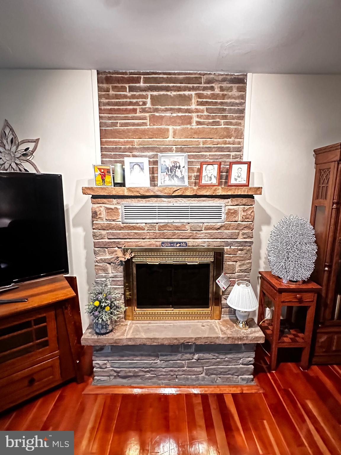 HAWTHORN HEIGHTS - Residential