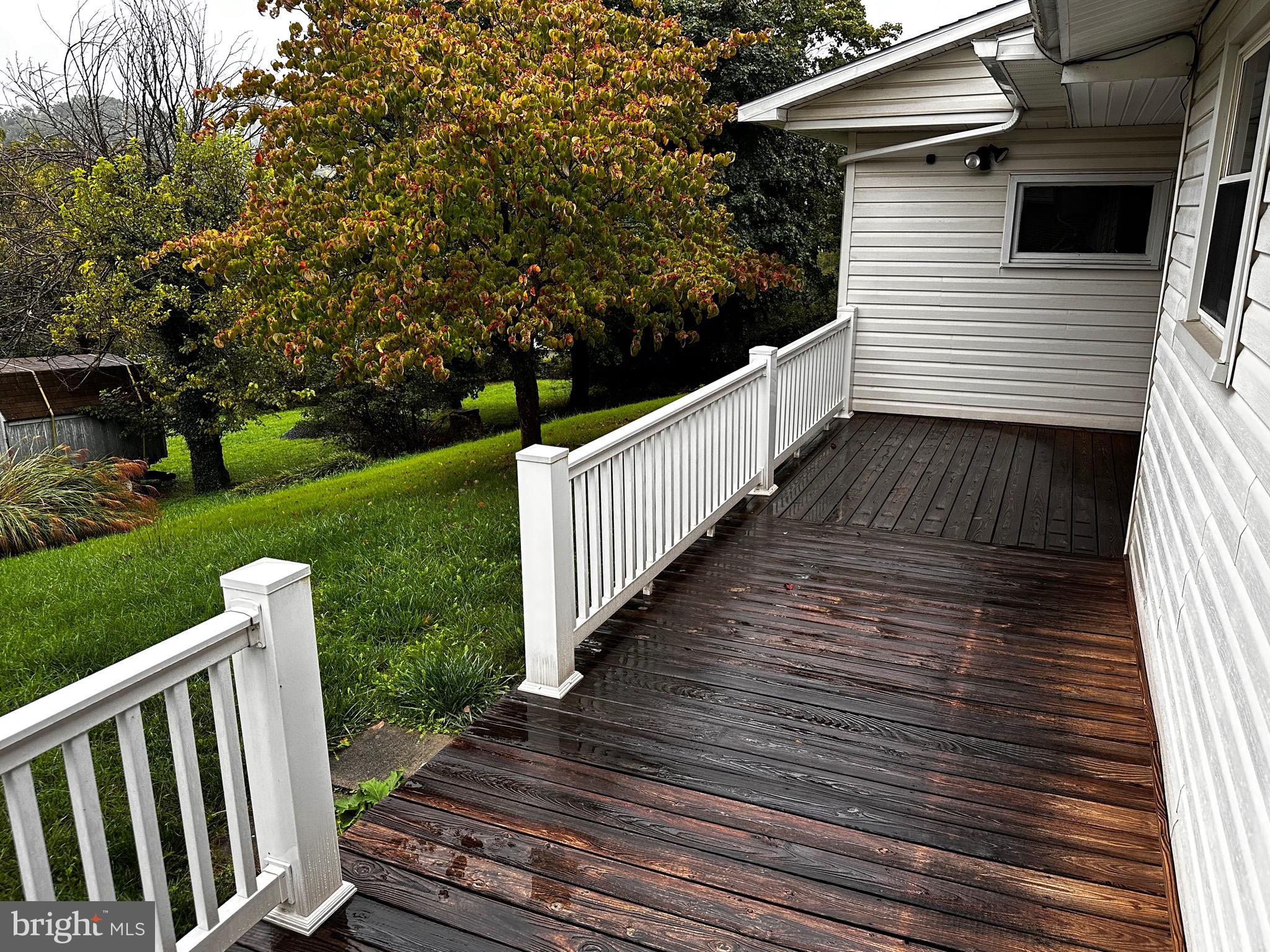 HAWTHORN HEIGHTS - Residential