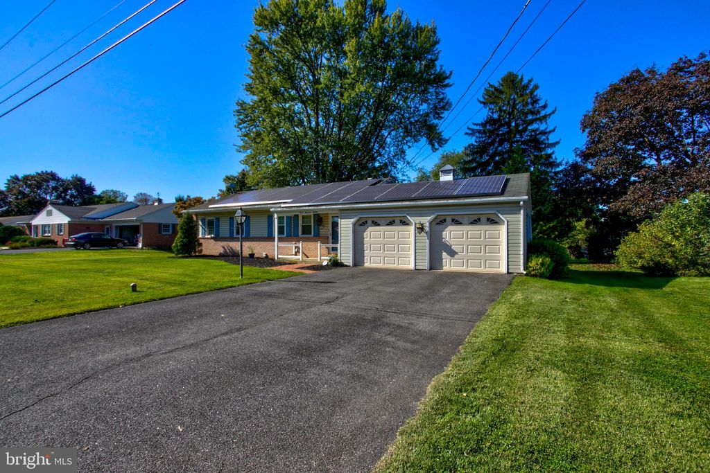 Photo of 316 Homecrest Drive, Willow Street, PA 17584 (MLS # PALA2058298)