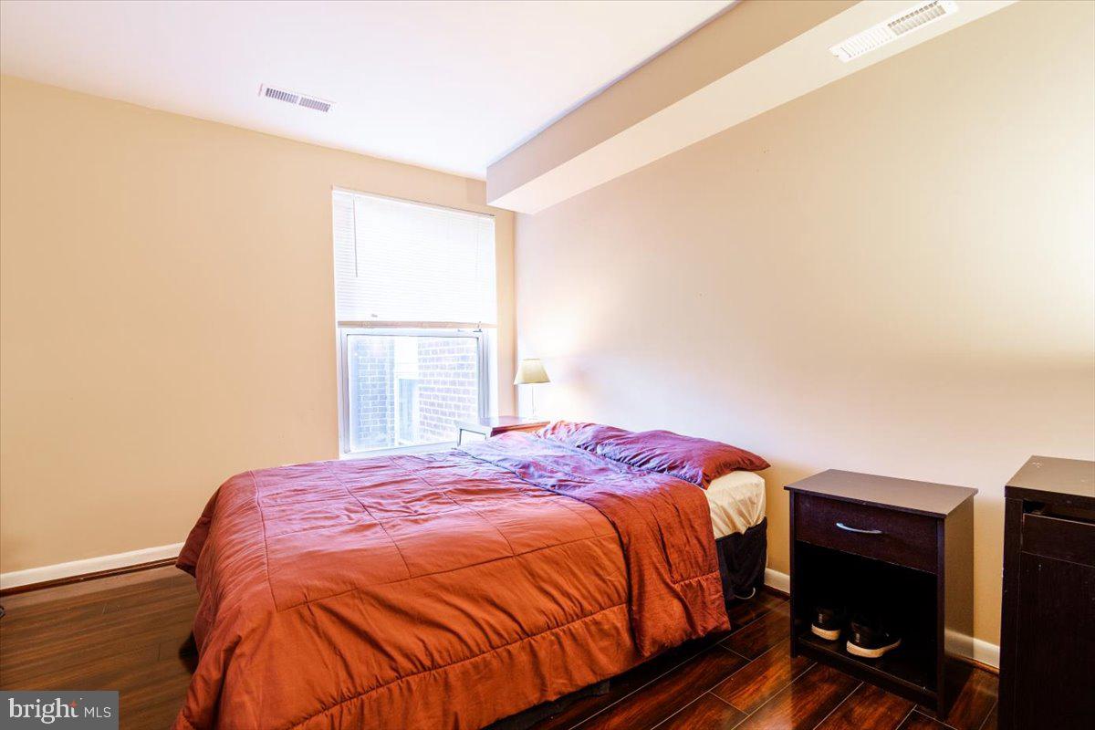WOODBURN VILLAGE - Residential