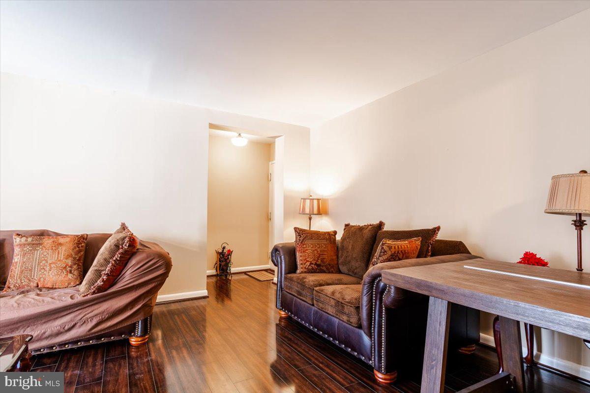 WOODBURN VILLAGE - Residential