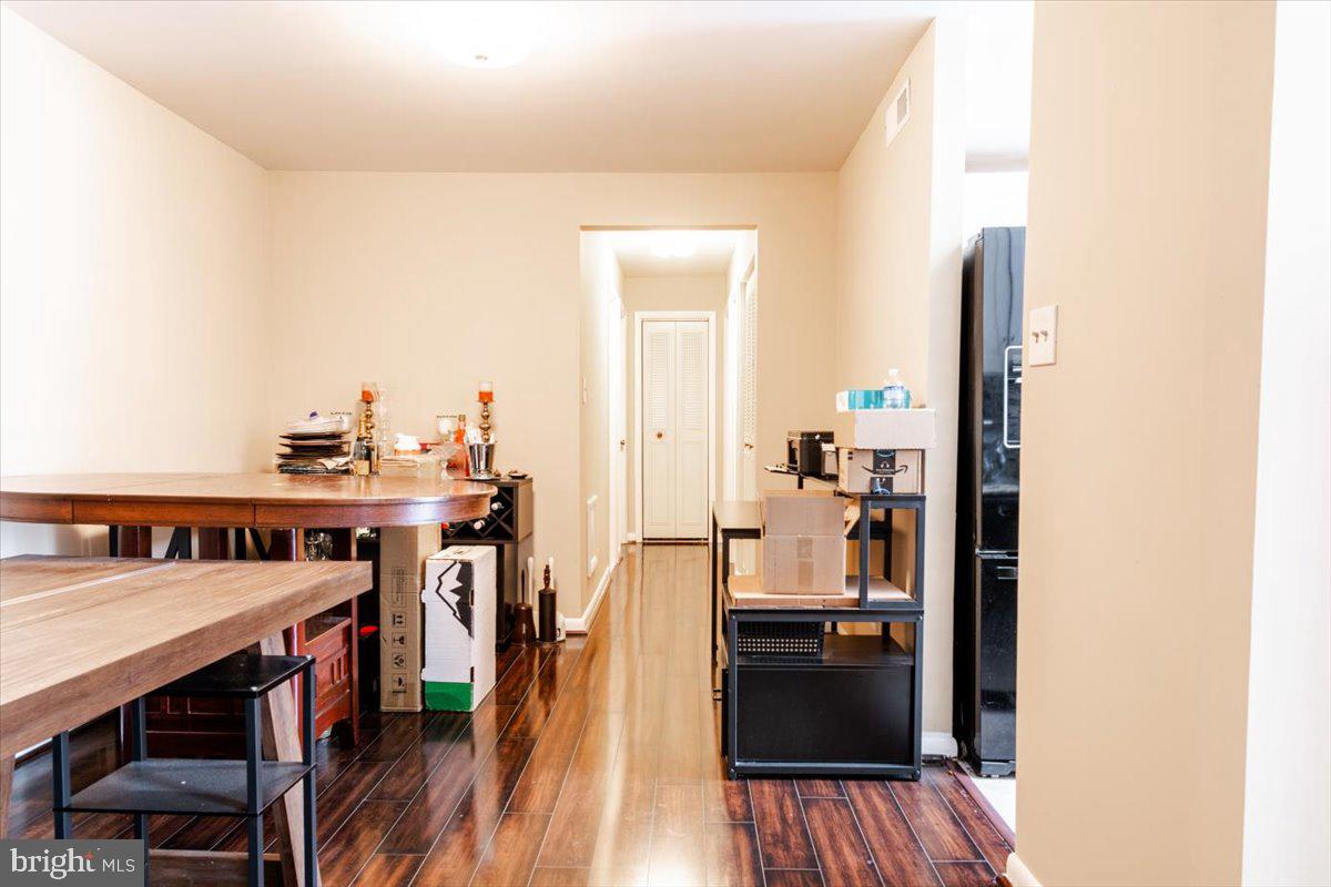 WOODBURN VILLAGE - Residential
