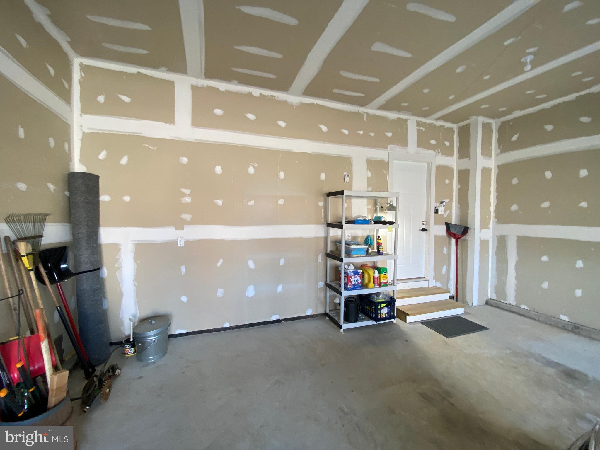 THE LAKES AT MARTINSBURG - Residential