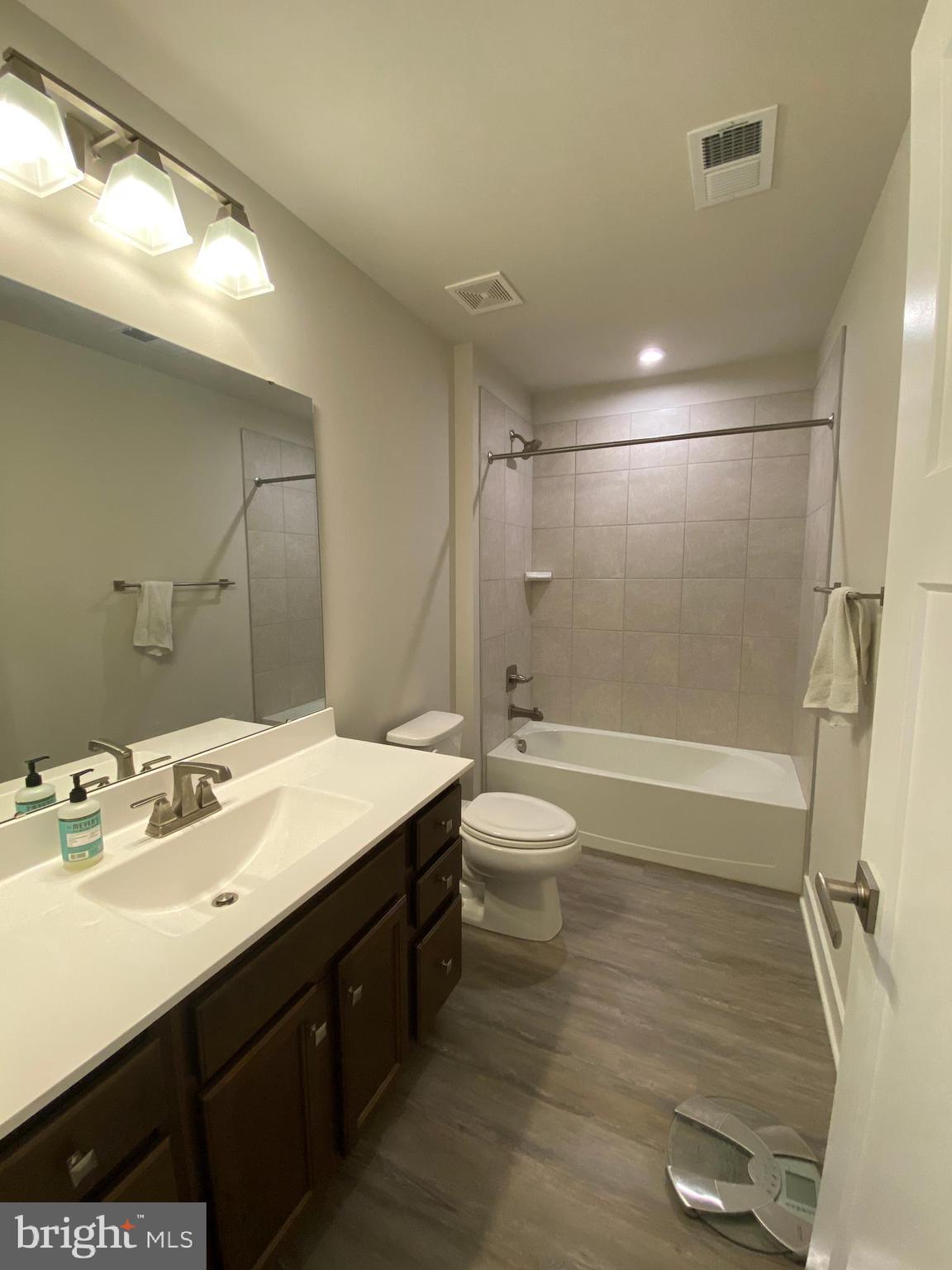 THE LAKES AT MARTINSBURG - Residential