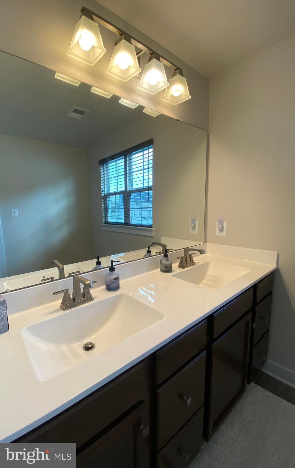 THE LAKES AT MARTINSBURG - Residential